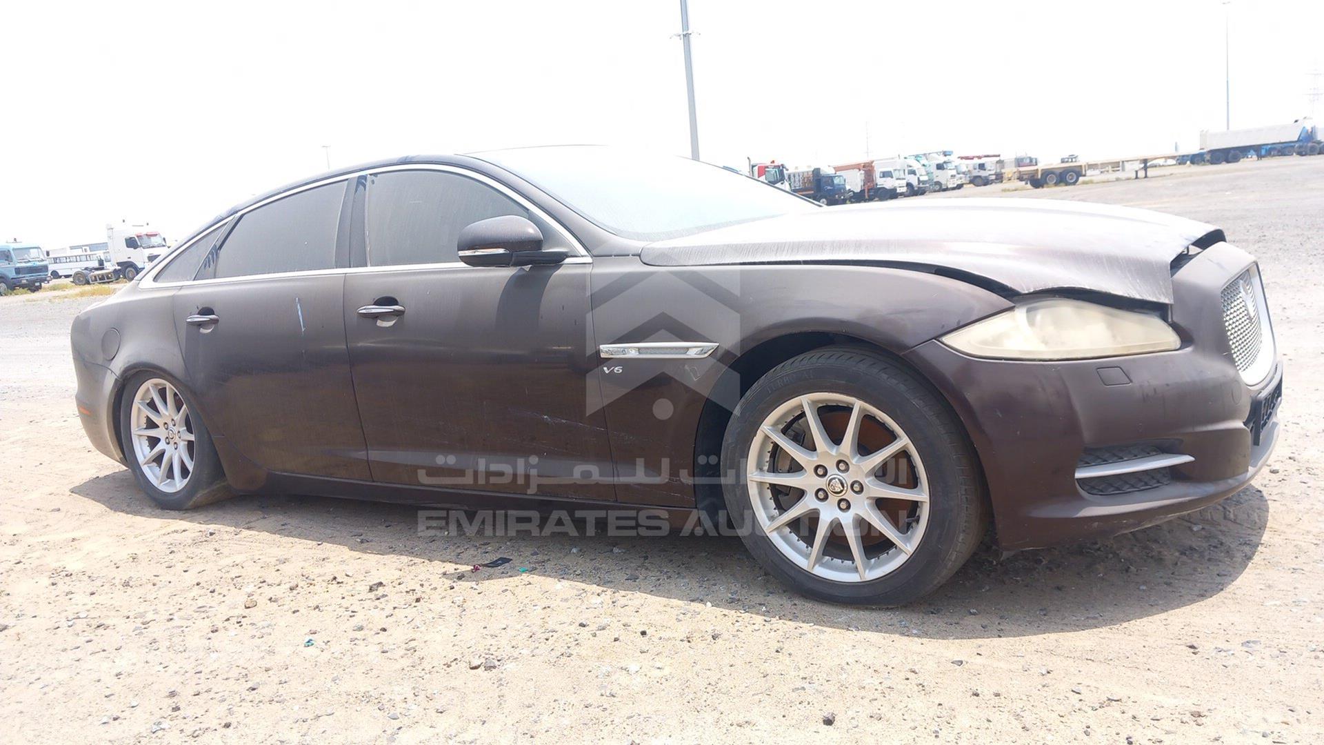 2013 JAGUAR X J VIN: SAJAA20A6D8V50981