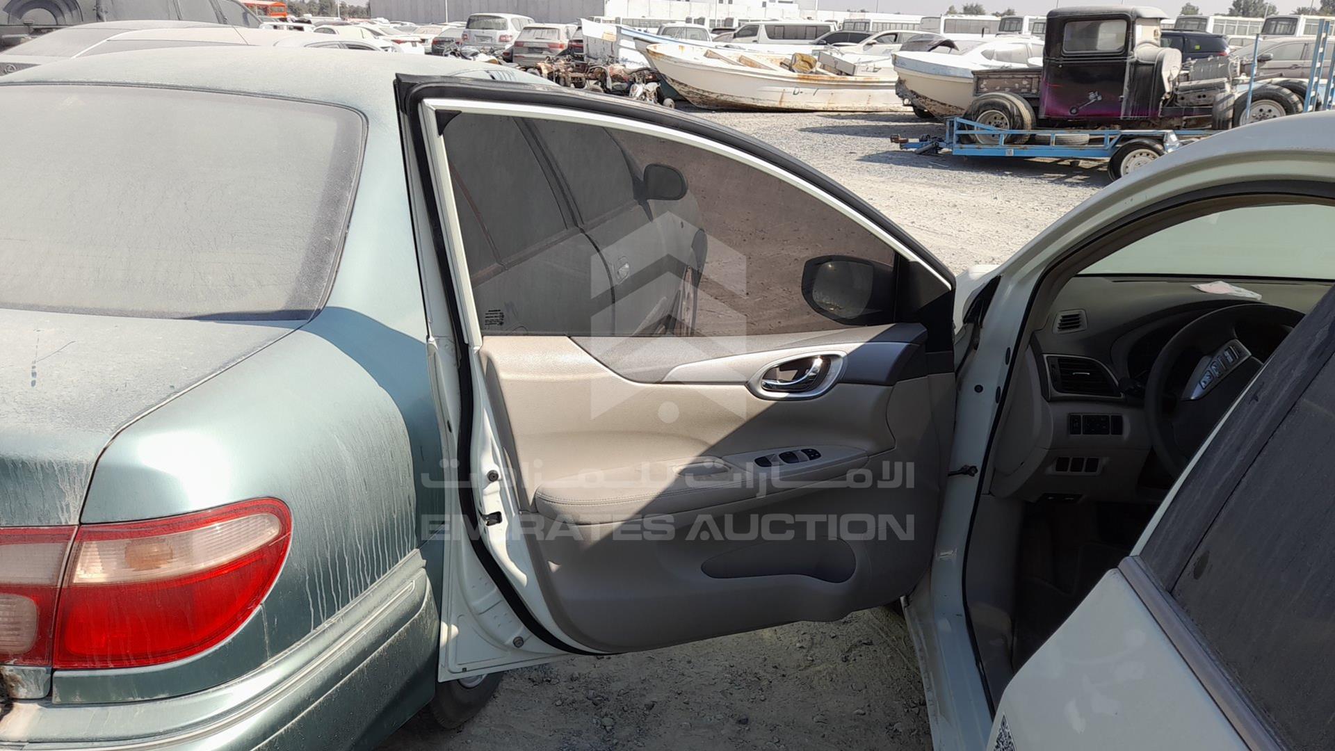 2015 NISSAN TIIDA VIN: MNTBC2C92F6008234