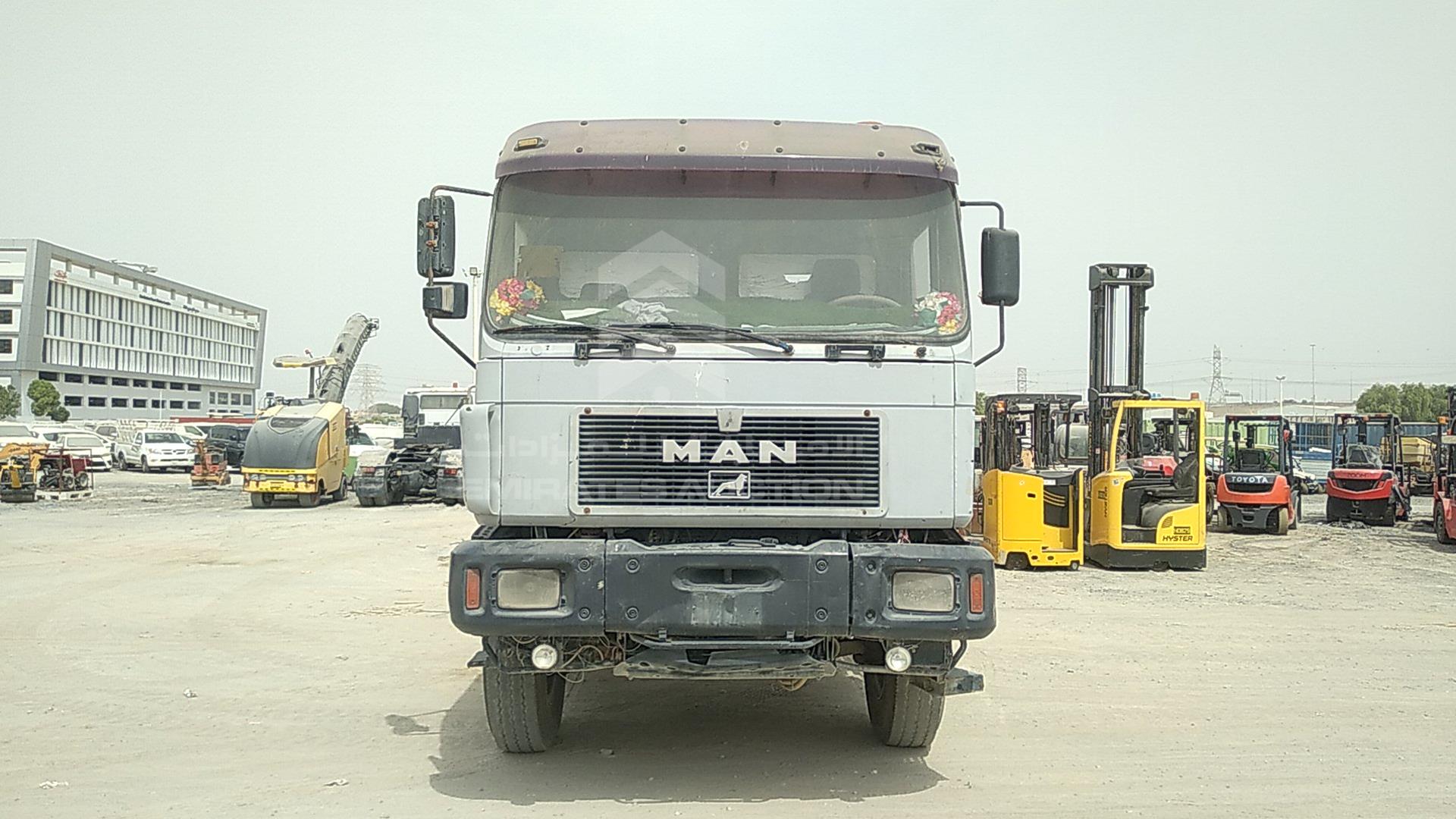 1998 MAN --- VIN: WMAT483460M258239