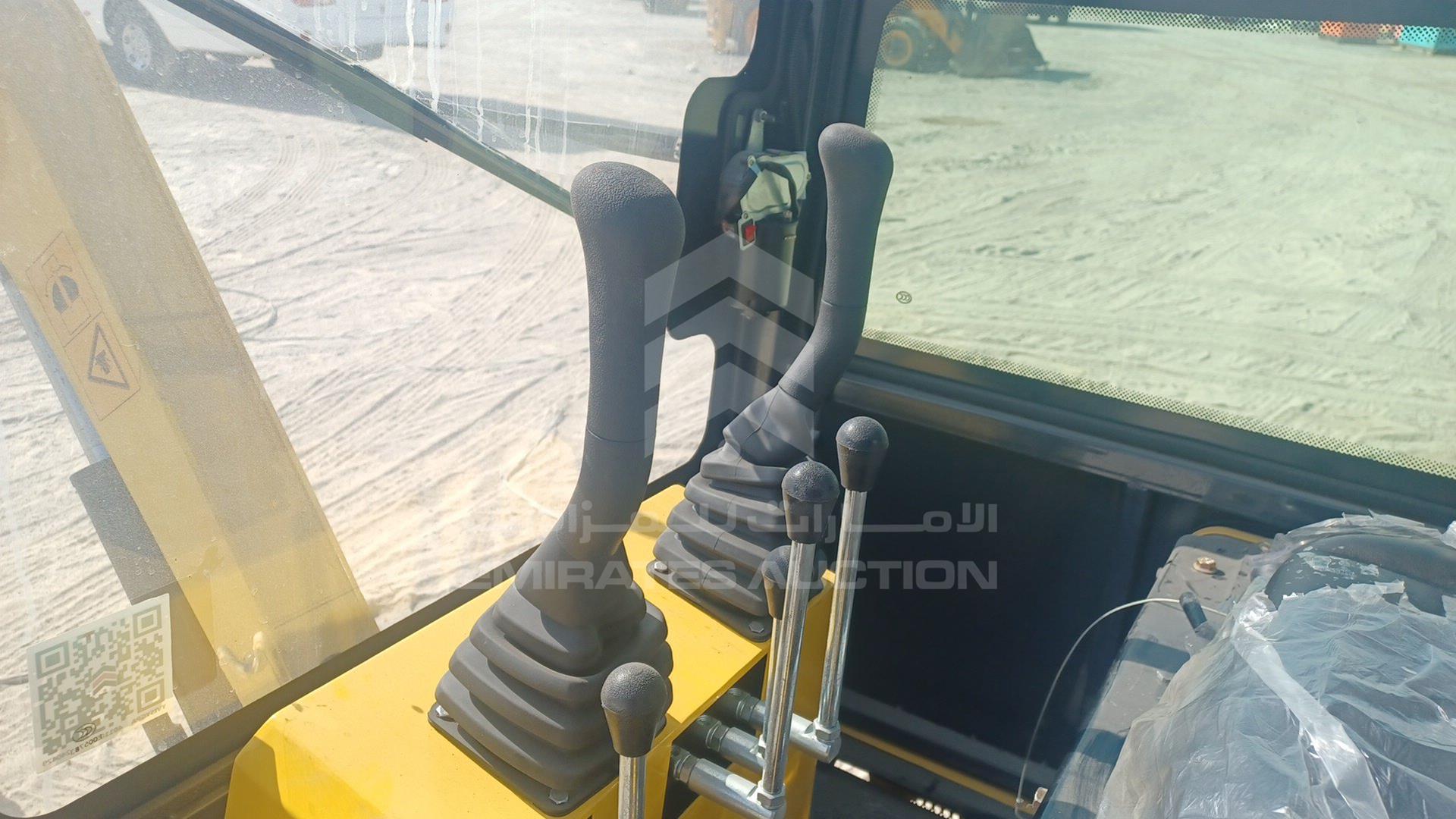 2024 EXCAVATOR --- VIN: SLP241515634