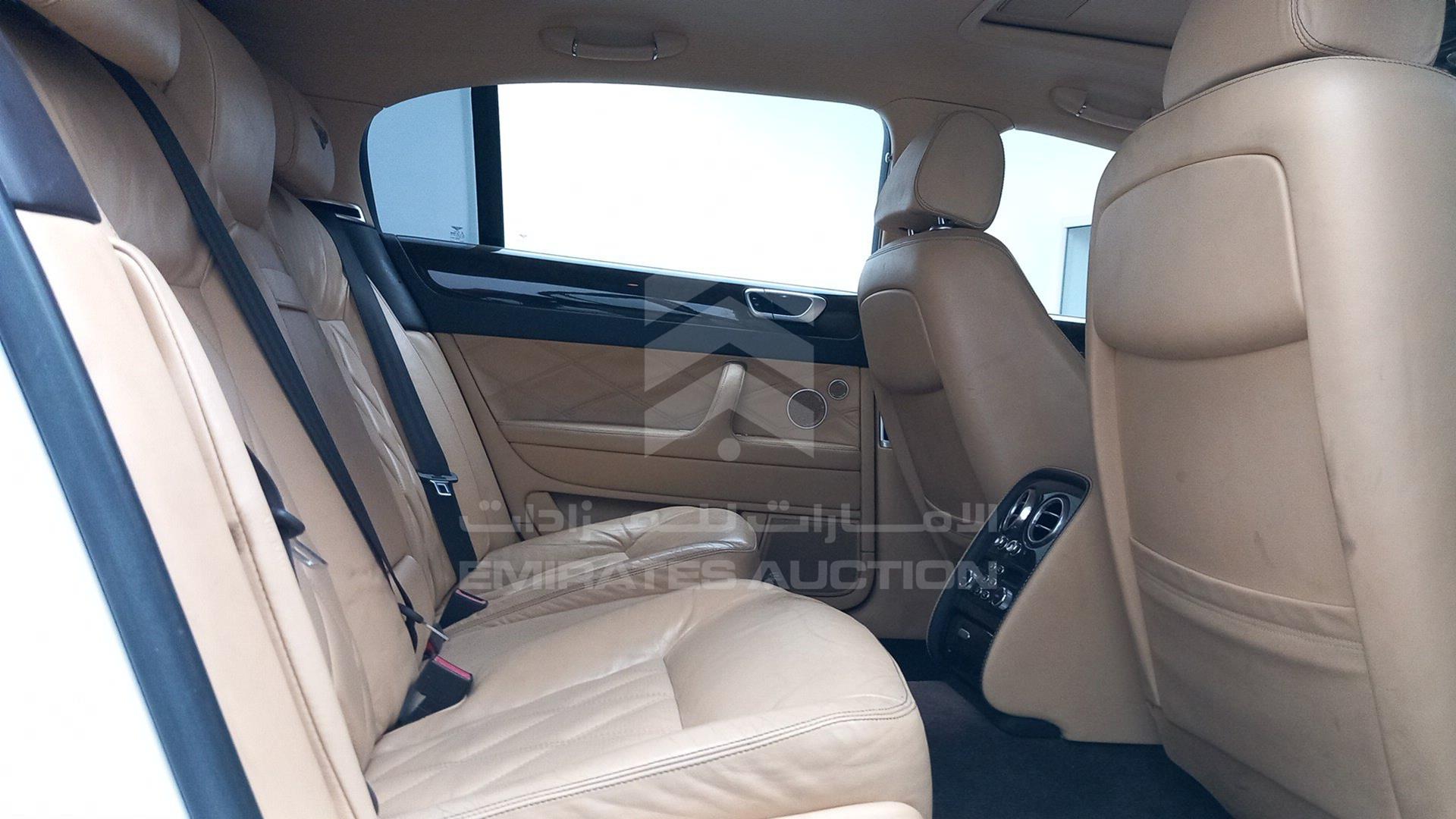 2012 BENTLEY FLYING SPUR VIN: SCBBF53W6CC075635