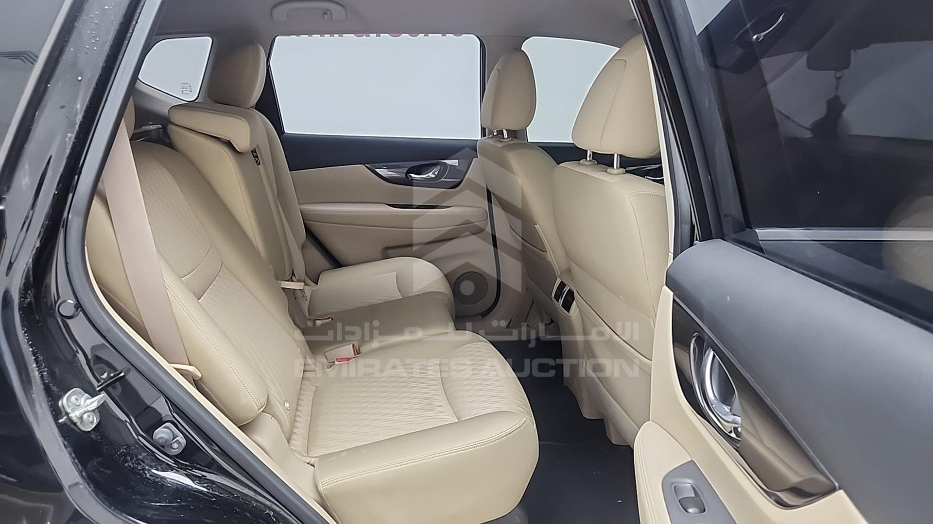 2019 NISSAN X-TRAIL VIN: JN1BT2MW8KW014676
