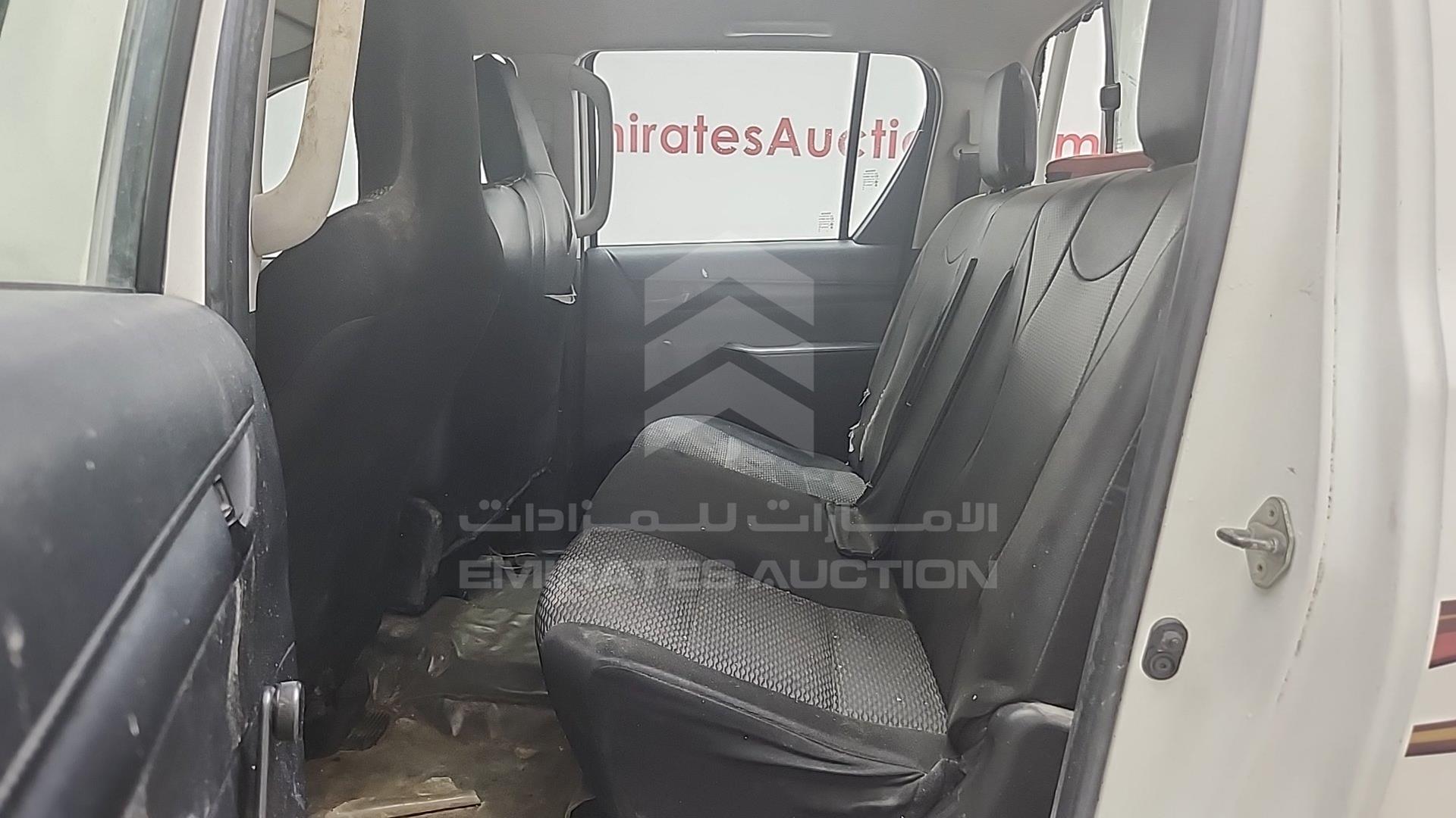 2019 TOYOTA HILUX VIN: MR0DX9CD3K2521237
