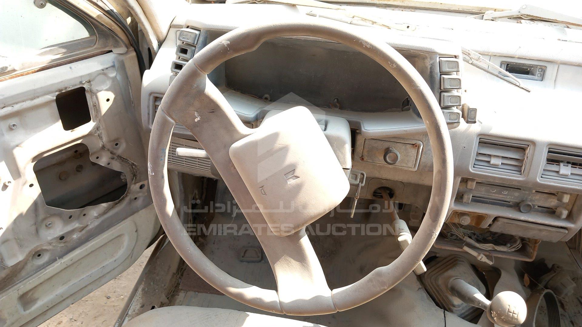 1993 PICK-UP --- VIN: JAATFR16HP7103054