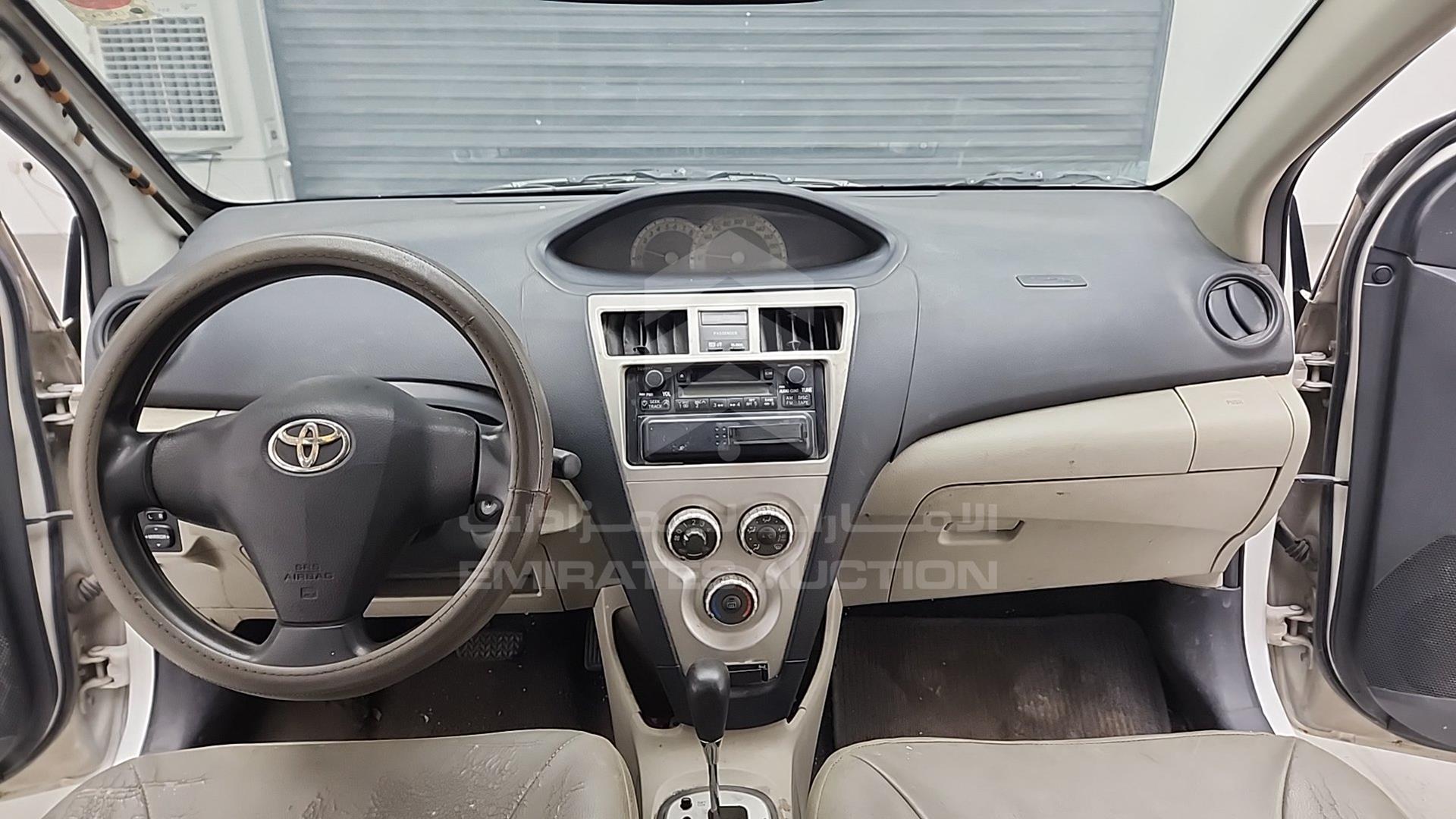 2006 TOYOTA YARIS VIN: JTDBW933961022096