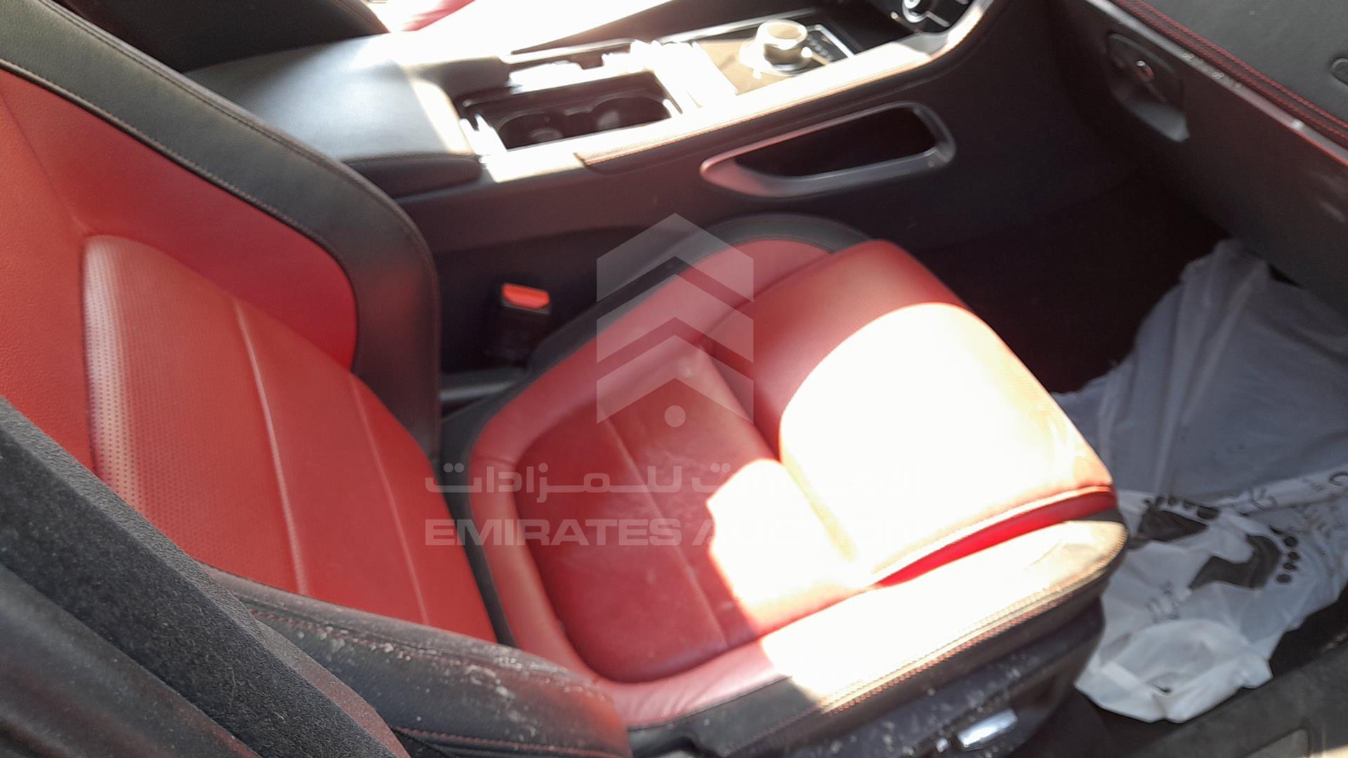 2019 JAGUAR F-PACE VIN: SADCA2BX2KA615649