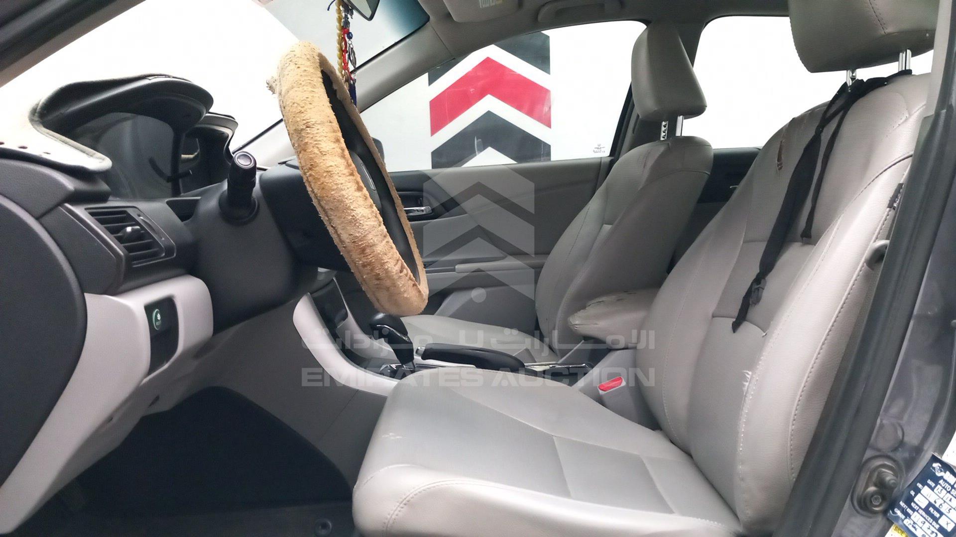 2015 HONDA ACCORD VIN: 1HGCR2F72FA103024