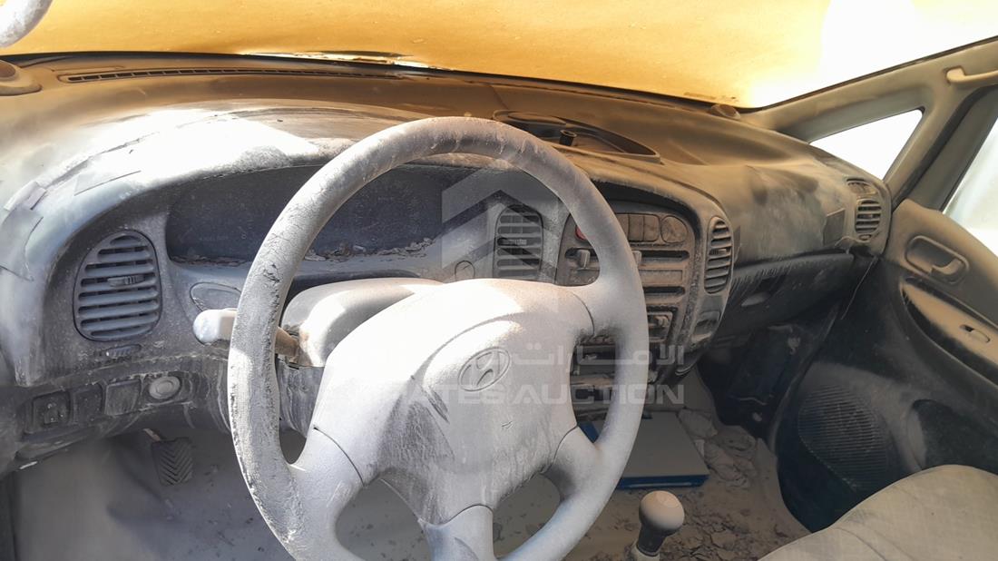 2007 Hyundai H1 — Full Dashboard View — Photo 15