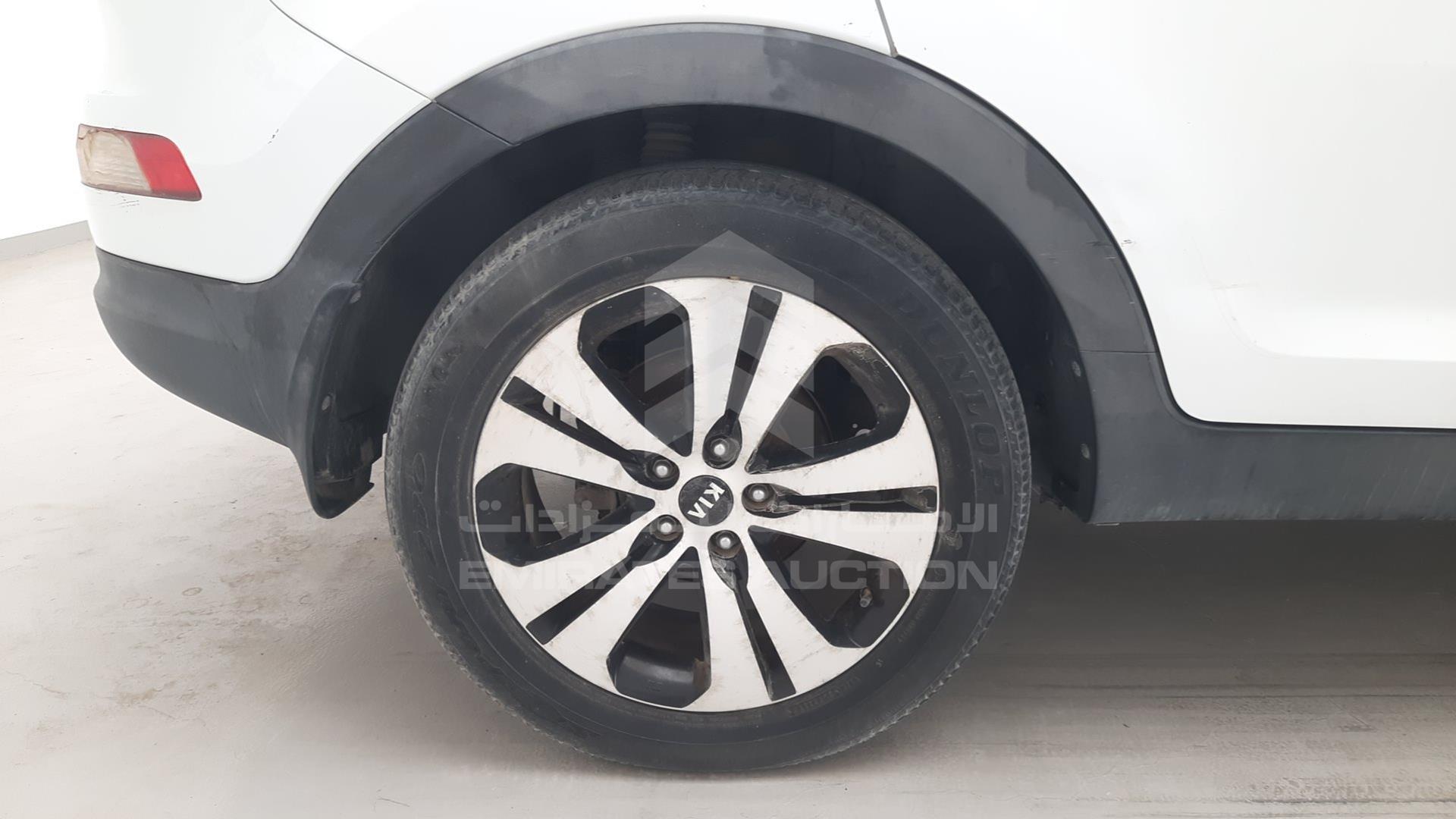 2014 KIA SPORTAGE VIN: U5YPC8113EL400378