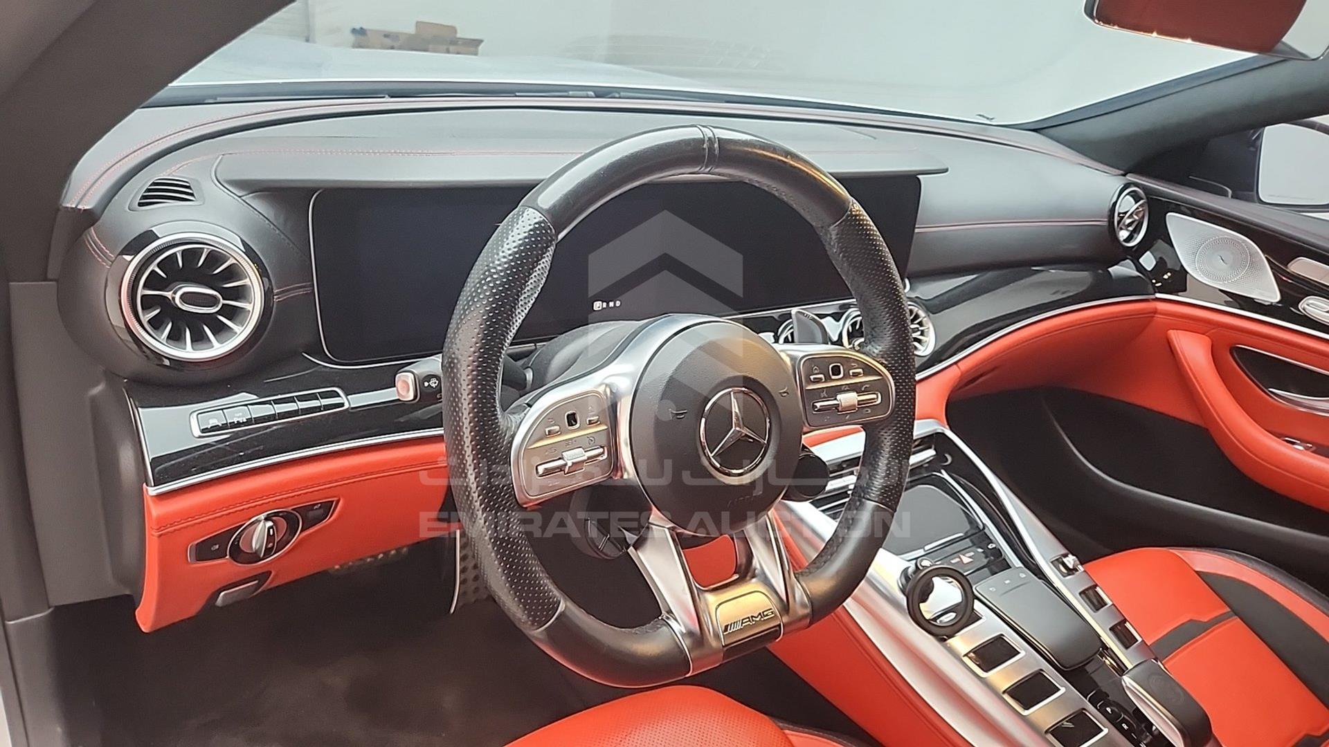 2019 MERCEDES GT 43 AMG VIN: WDD7X5JB8KA007031