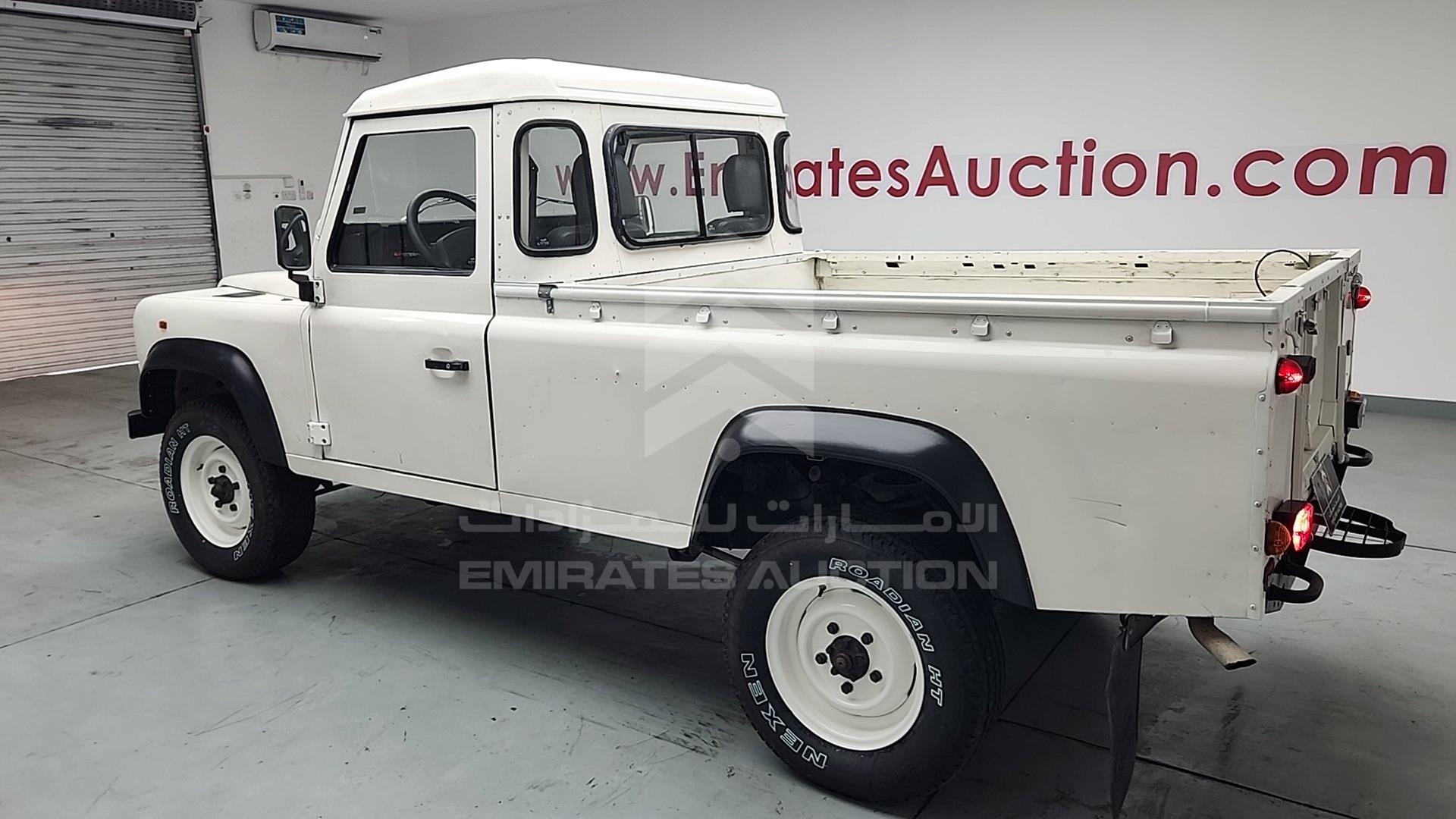 1994 LAND ROVER DEFENDER VIN: SALLDHAV8MA947261