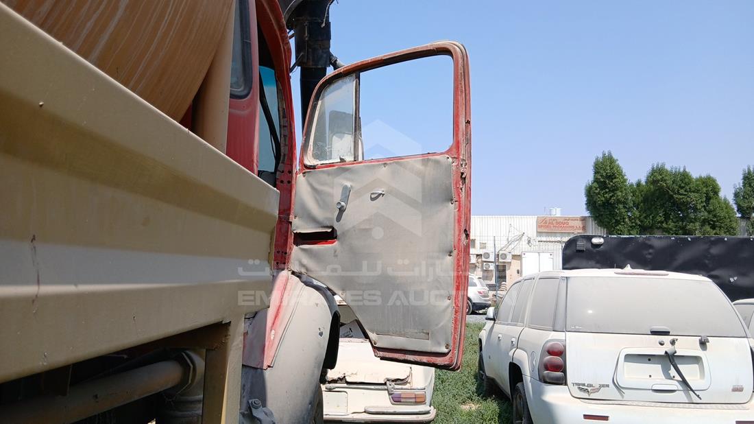 1995 Mercedes 2624 — Front Right Door — Photo 20