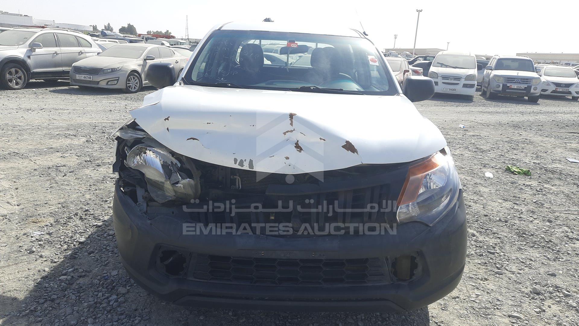 2016 MITSUBISHI L 200 VIN: MMBJNKJ40GH045491