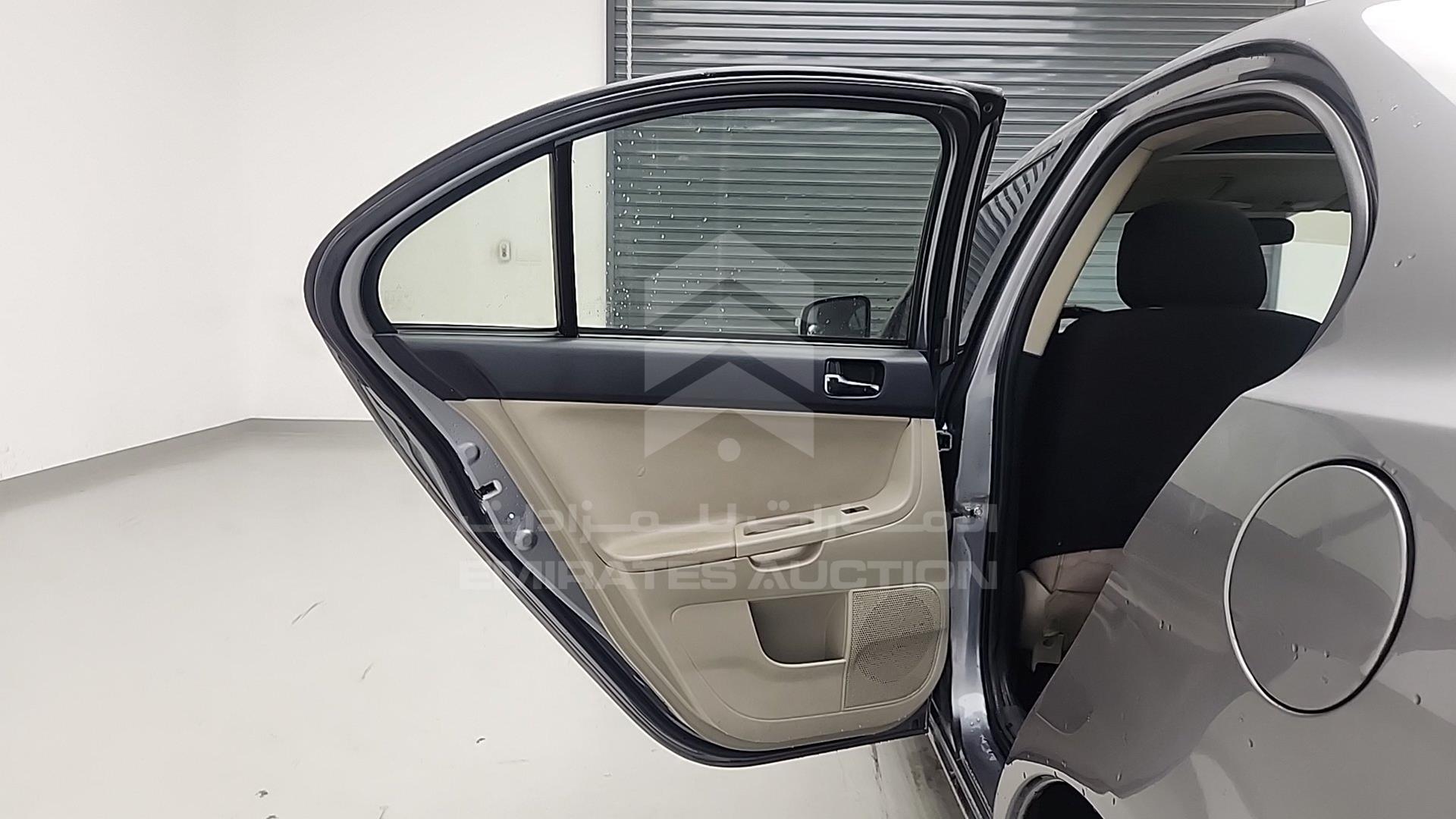 2017 MITSUBISHI LANCER VIN: JE3AB36A2HU715733