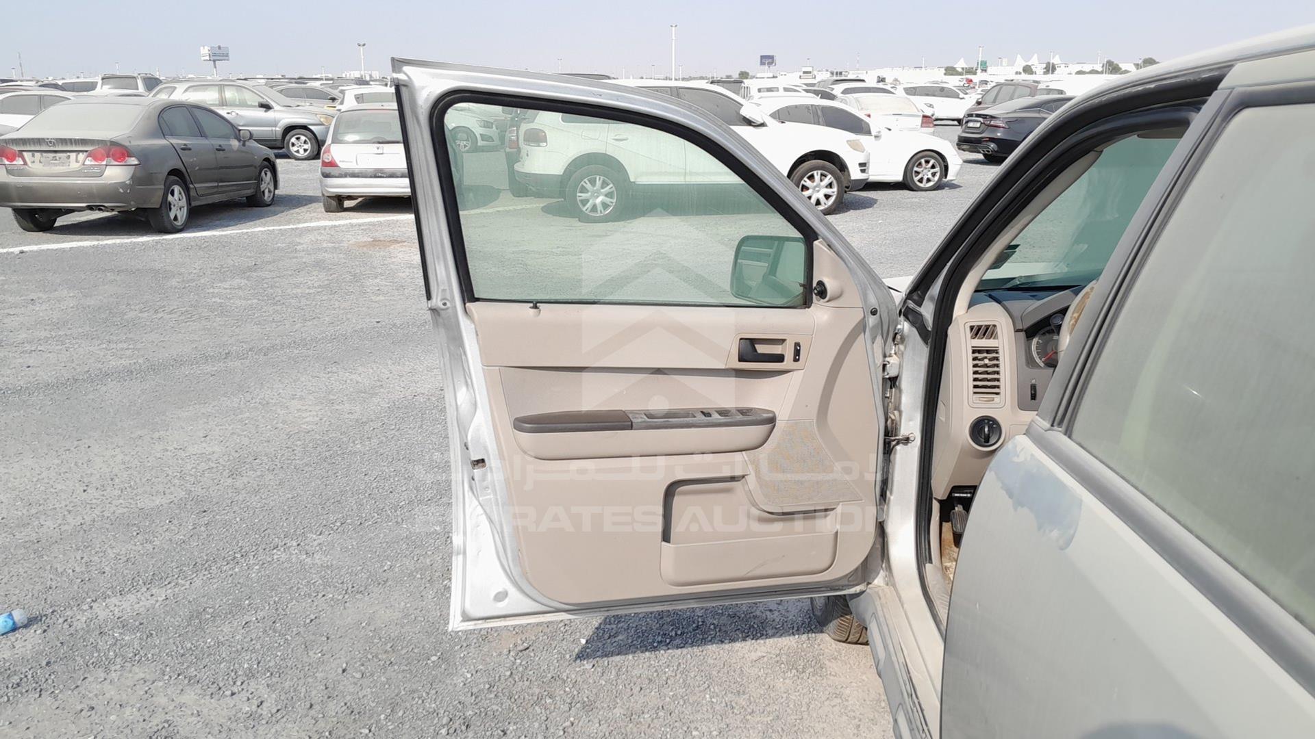 2010 FORD ESCAPE VIN: 1FMCU9CG1AKC12731