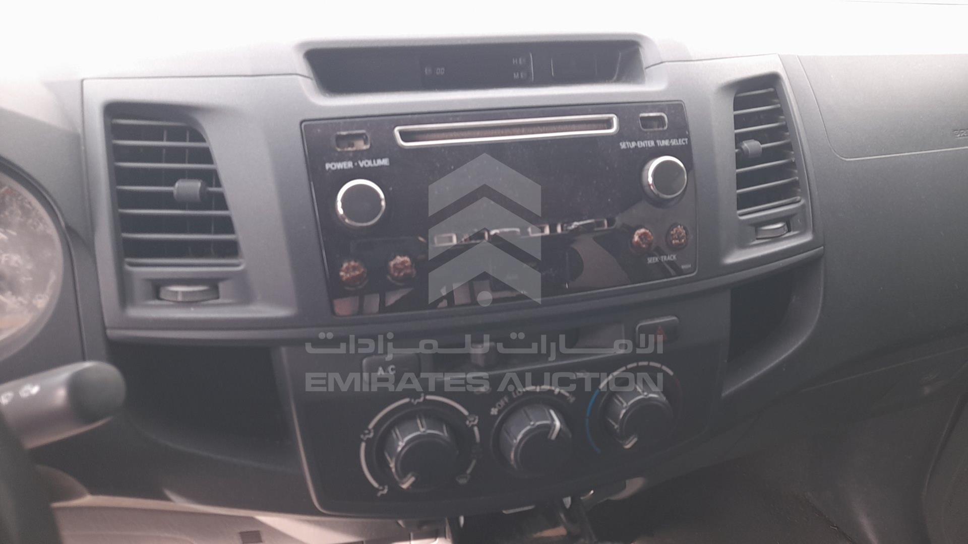 2014 TOYOTA HILUX VIN: MR0EX12G0E2347200