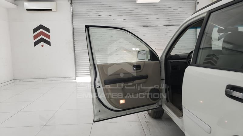 JN8BT0TY5EW001459 Auction: EmiratesAuction Lot: 408724 JN8BT0TY5EW001459 Nissan X-Trail 2014 ANTIQUE WHITE Photo 11