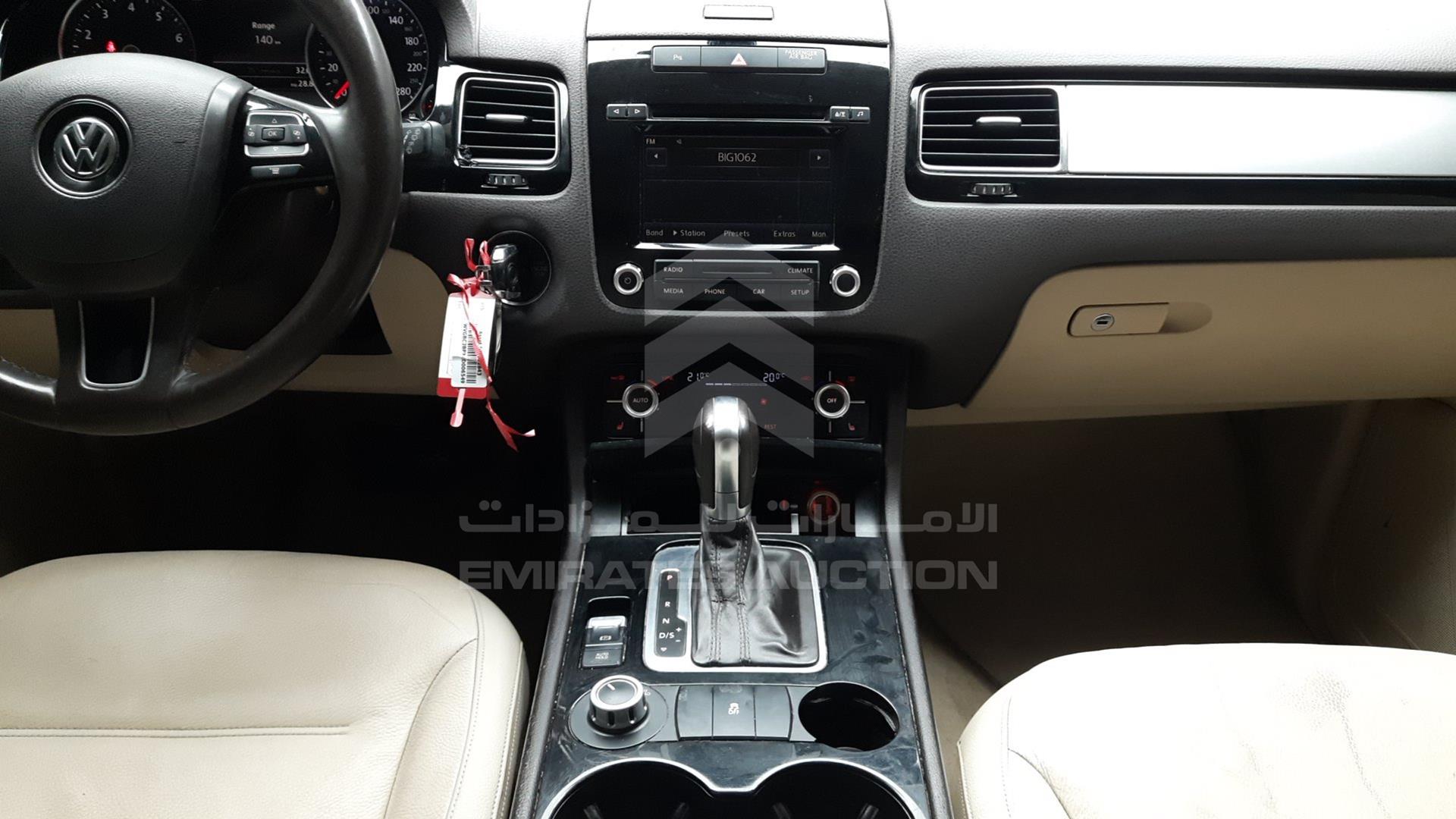 2014 VOLKSWAGEN TOUAREG VIN: WVGBC2BPXED006549