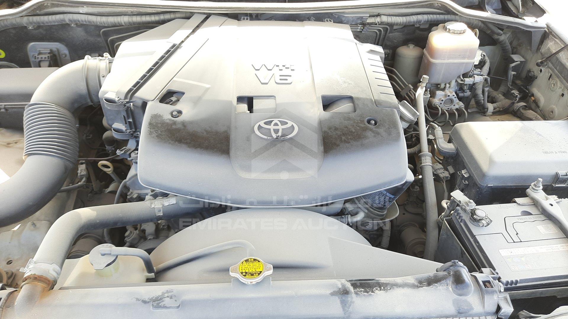 2009 TOYOTA LAND CRUISER VIN: JTMHU09J195011270