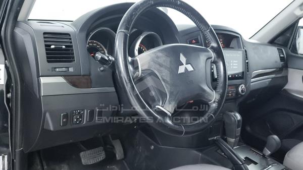 JMYLRV95WCJ702120 Mitsubishi Pajero