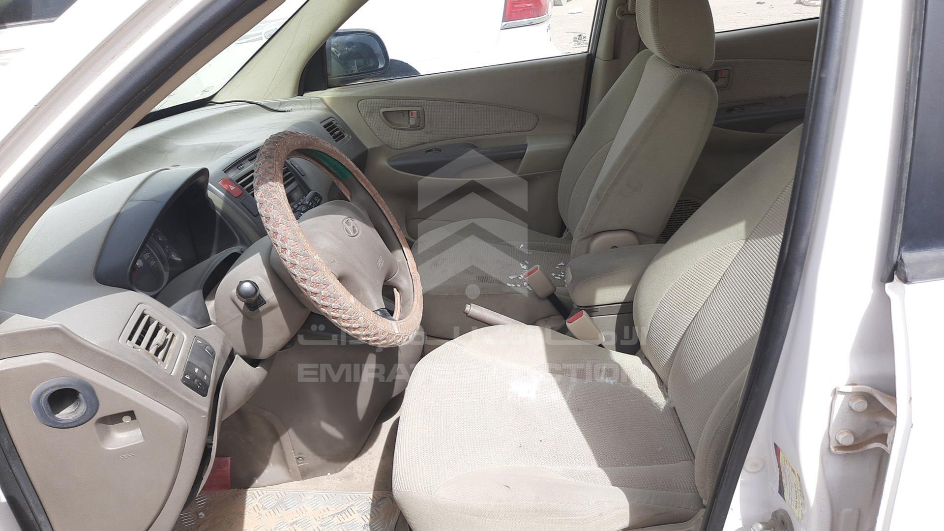 2008 HYUNDAI TUCSON VIN: KMHJM81D08U746604