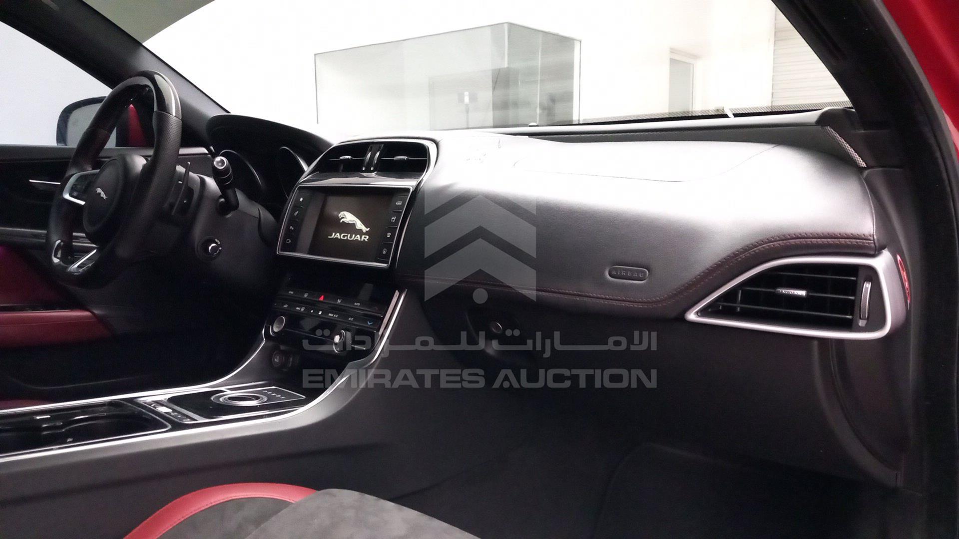 2016 JAGUAR XE VIN: SAJAB4BV8GA909222