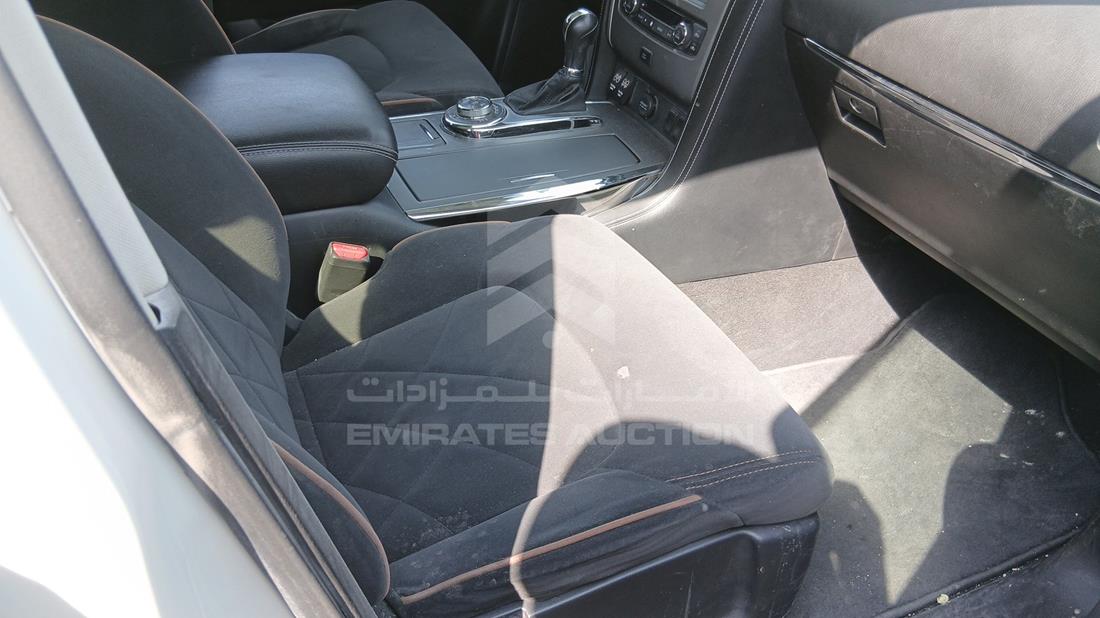 نيسان باترول 2019 — زاوية الراكب الأمامي للمقعد — صورة 24