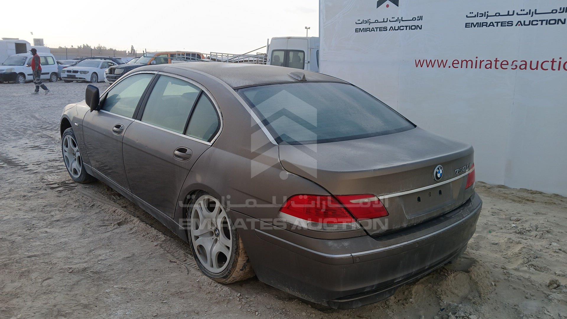 2006 BMW 730 IL VIN: WBAHN21086DS81512