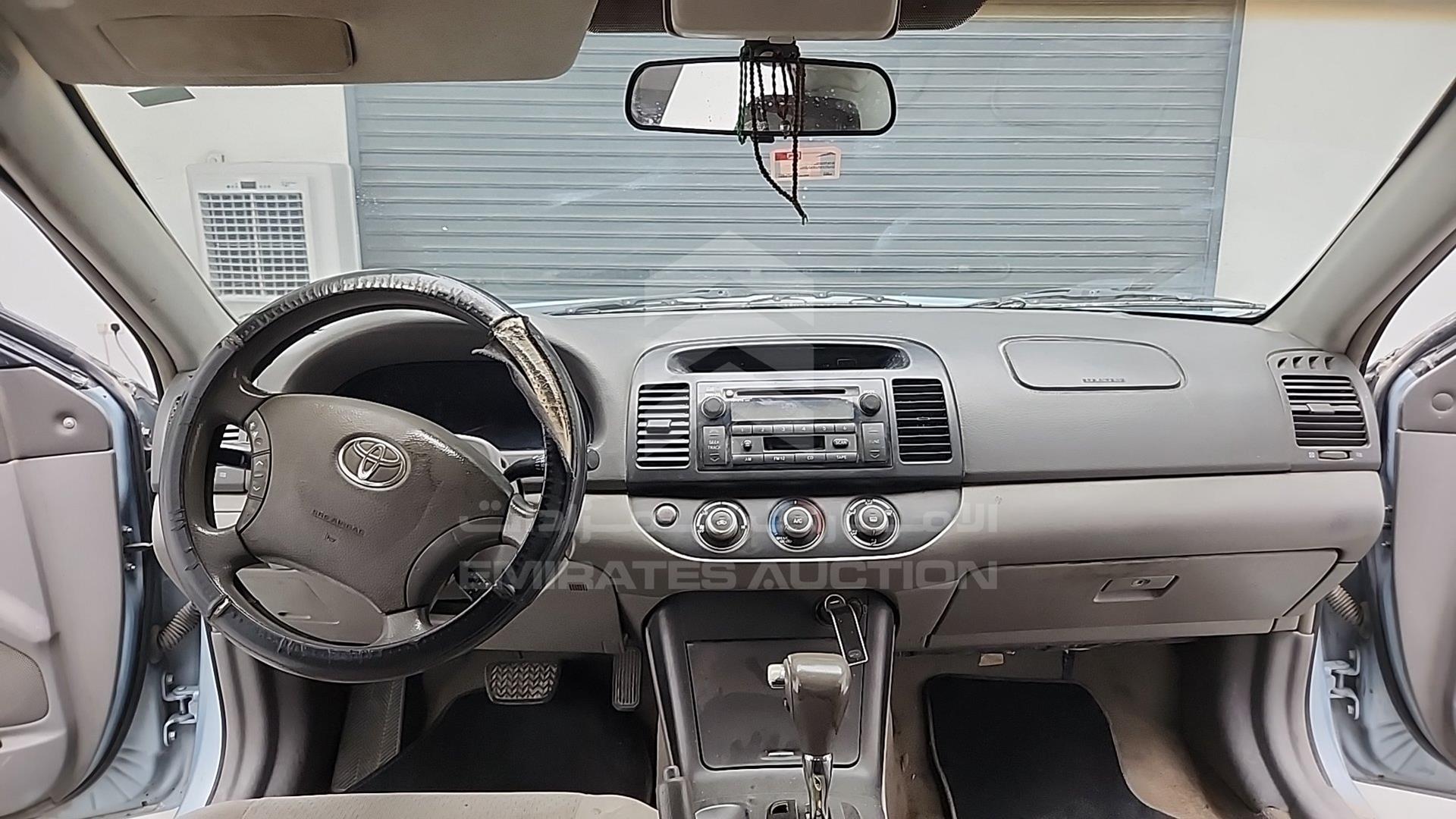 2005 TOYOTA CAMRY VIN: 4T1BE30KX5U567728