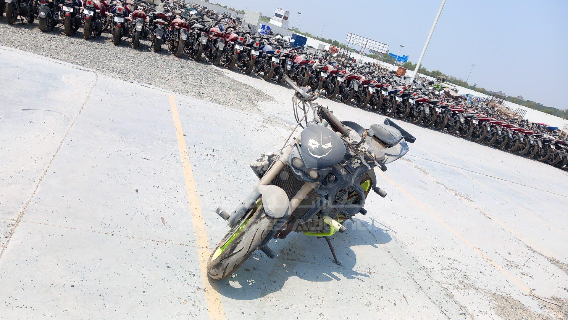 JS1GN7EA092101318 - 2009 Suzuki Motorbike - #undefined