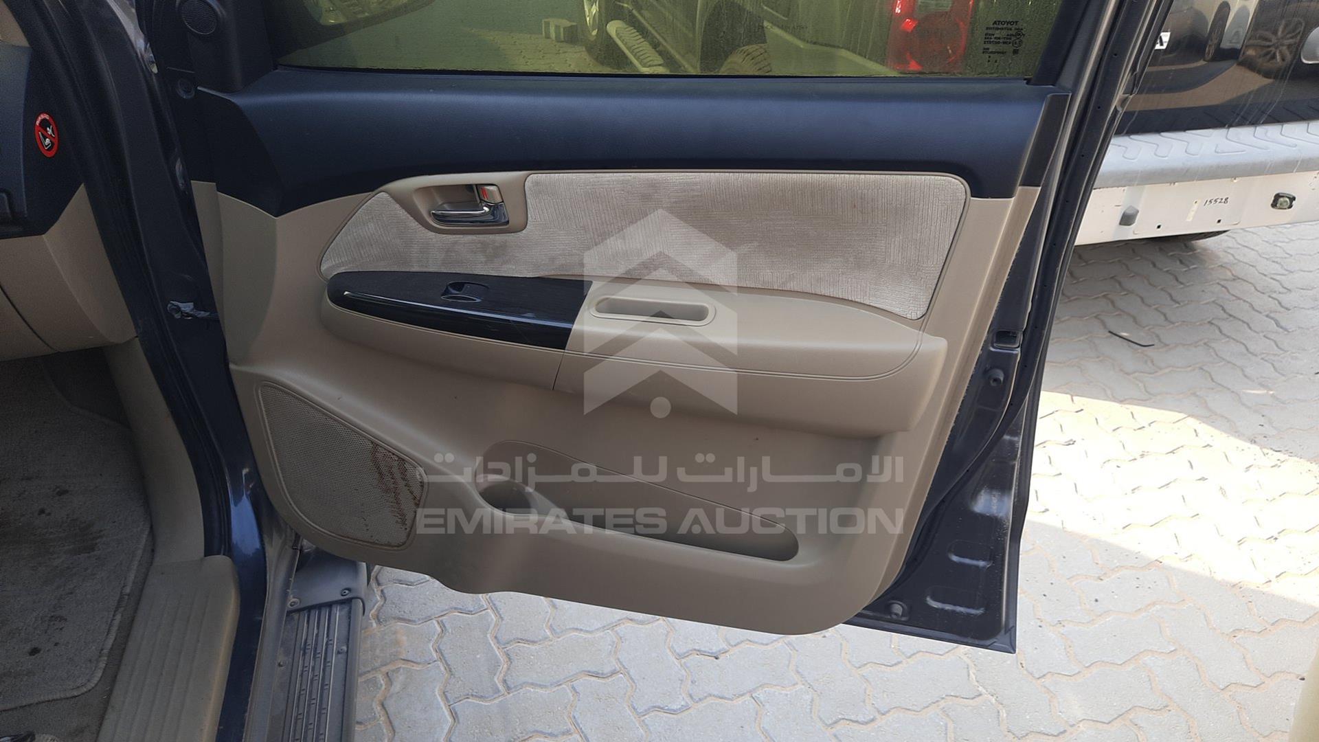 2014 TOYOTA FORTUNER VIN: MHFYU59G3E7036434