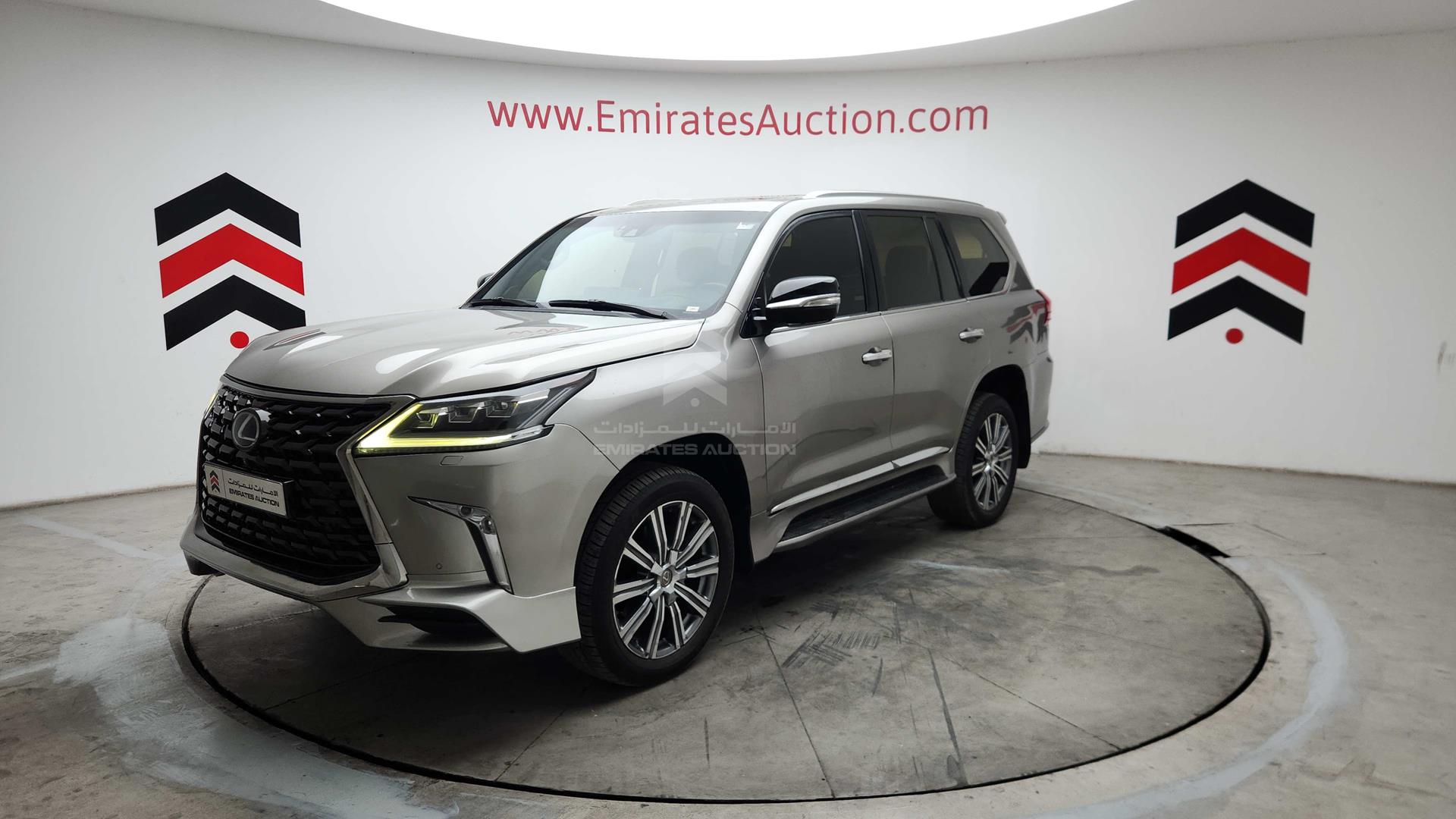 2017 LEXUS LX 570 VIN: JTJHY00W7H4233309