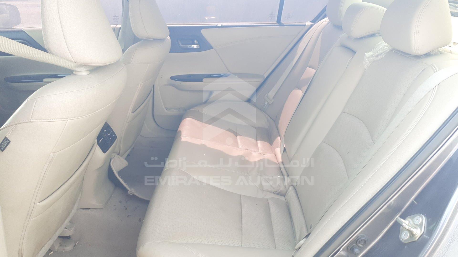 2017 HONDA ACCORD VIN: 1HGCR3695HA600918