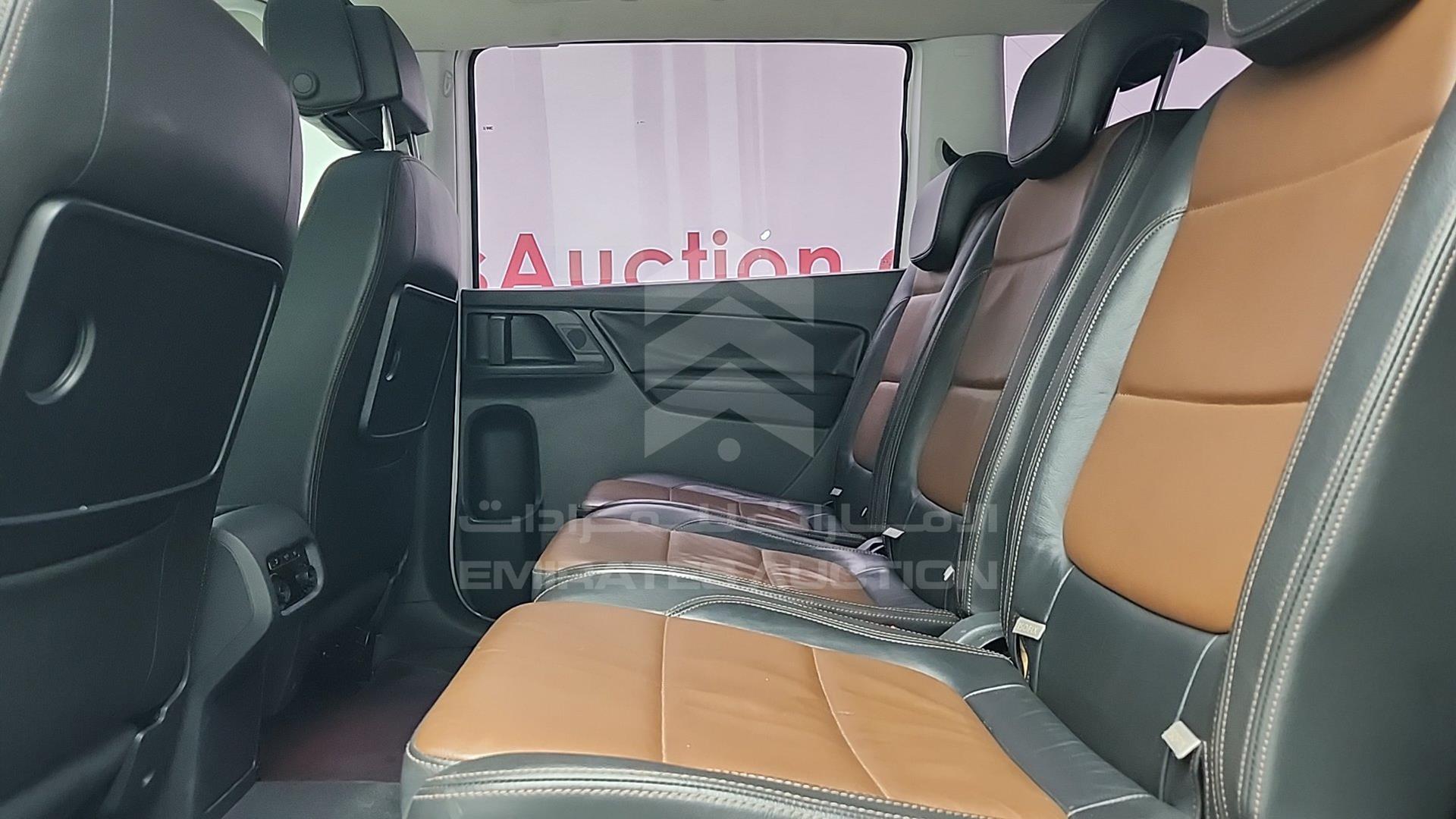 2016 VOLKSWAGEN SHARAN VIN: WVWZZZ7NZEV032244