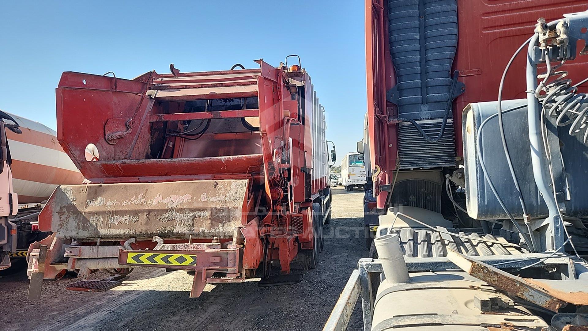 2008 MERCEDES ACTROS VIN: WDAKHCAA58L308529