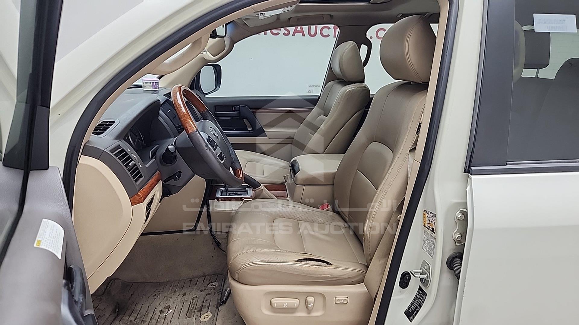 2014 TOYOTA LAND CRUISER VIN: JTMHX09J3E5044322
