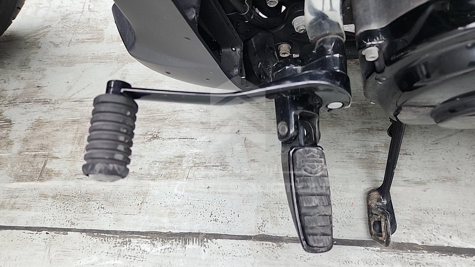 2019 HARLEY-DAVIDSON --- VIN: 5HD1YVKCXKC011842