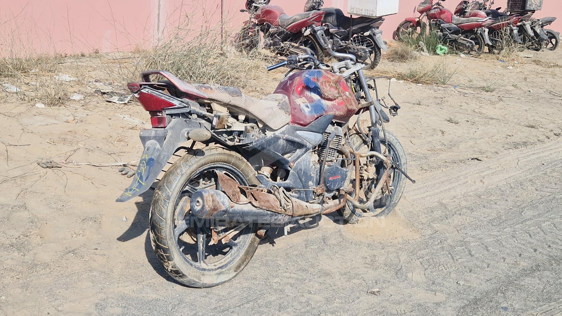 2011 HONDA CBF 150 VIN: ME4KC09CMA8071574