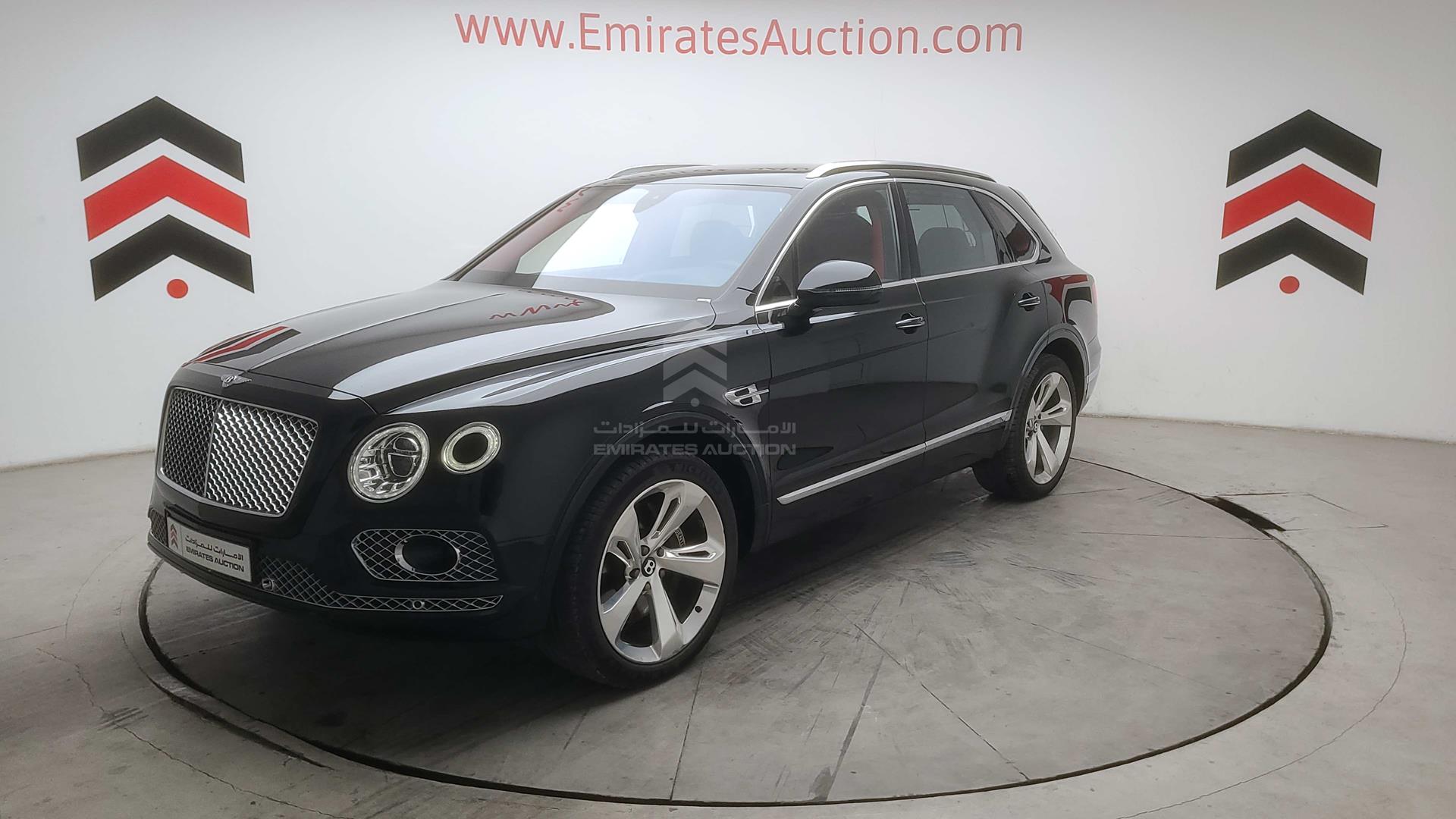 2017 BENTLEY BENTAYGA VIN: SJAAB1ZV3HC016529
