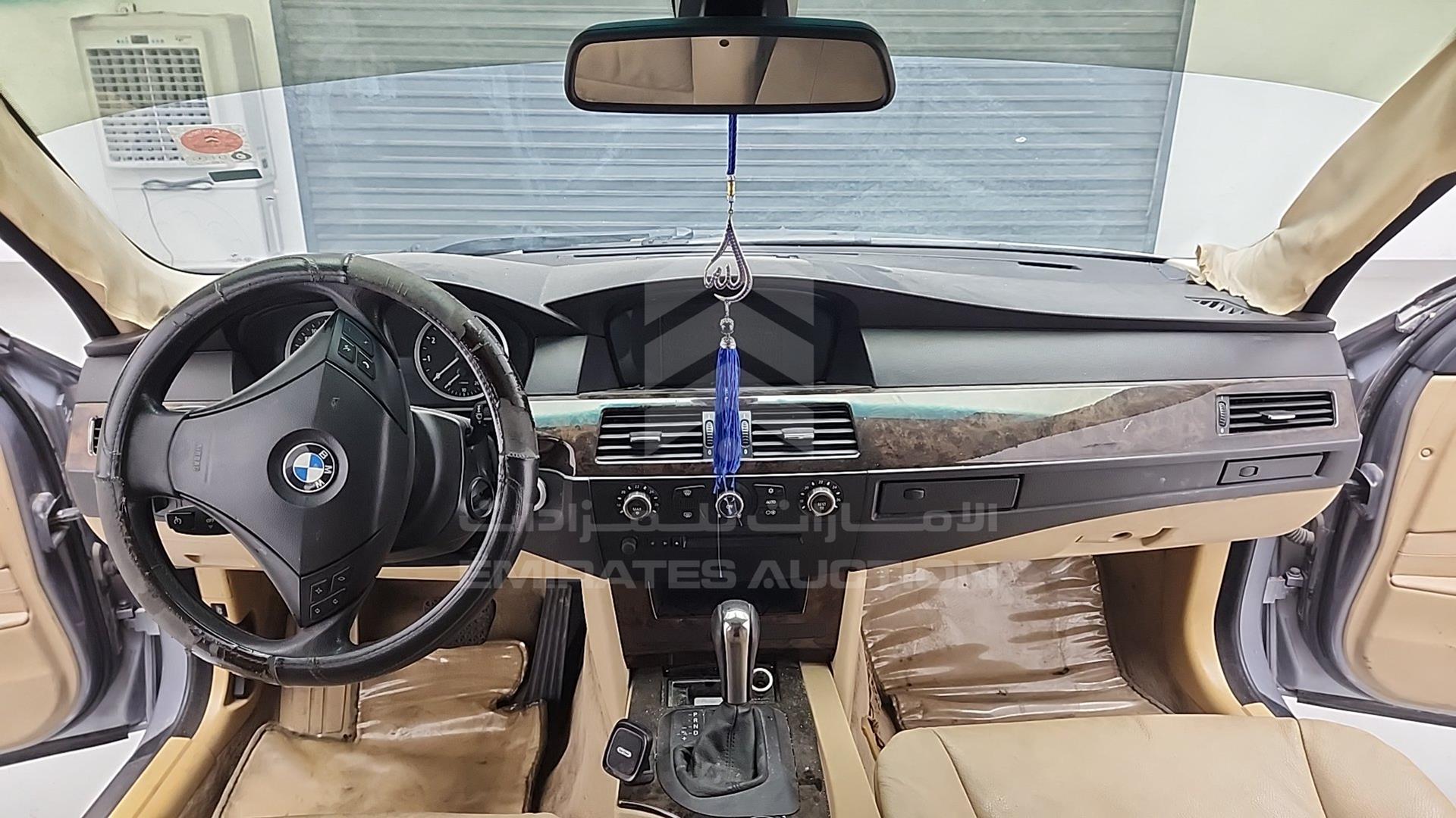 2006 BMW 530 VIN: WBANE71076CM02939