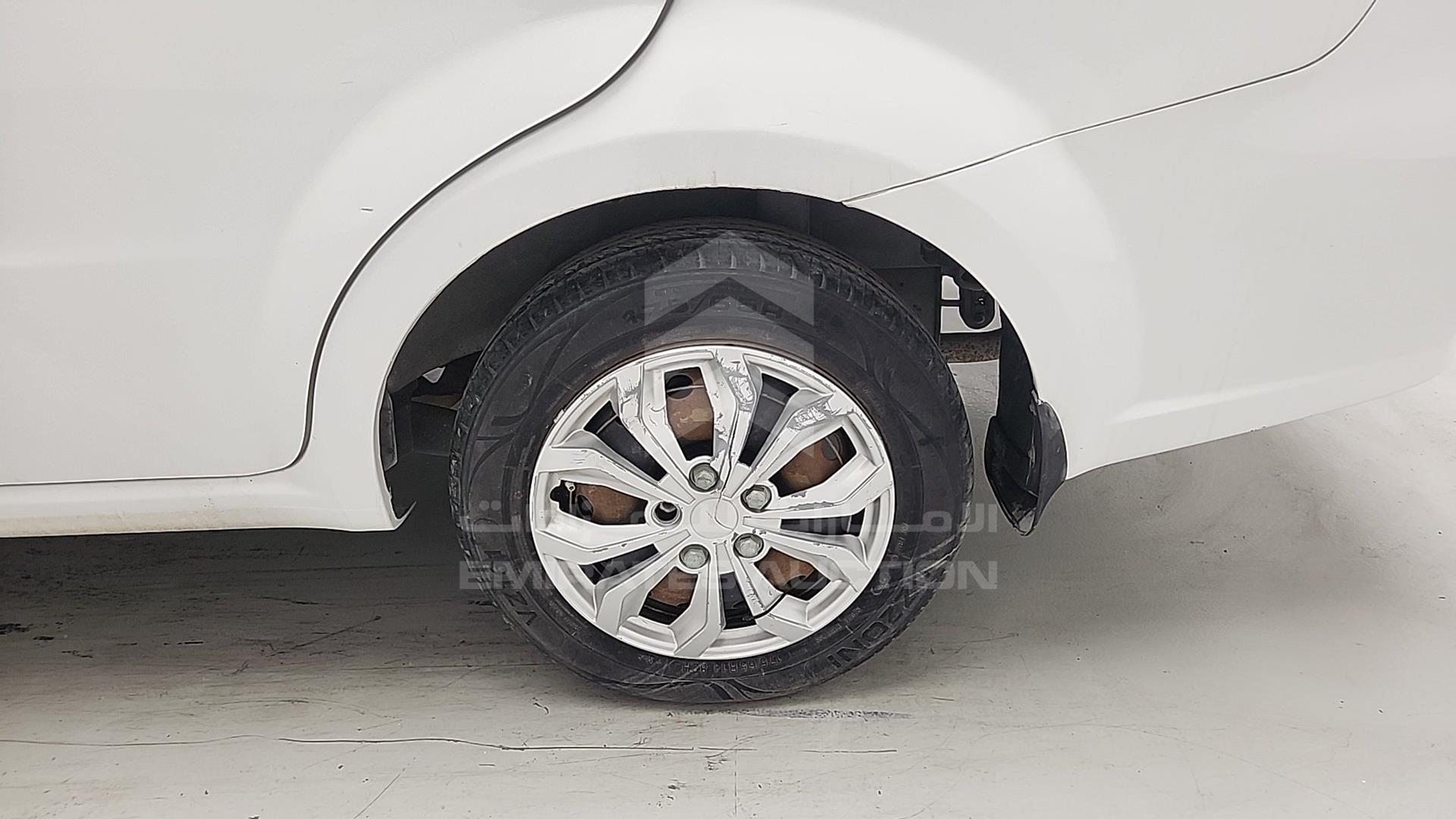 2015 CHEVROLET AVEO VIN: KL1TJ5B75FB032951