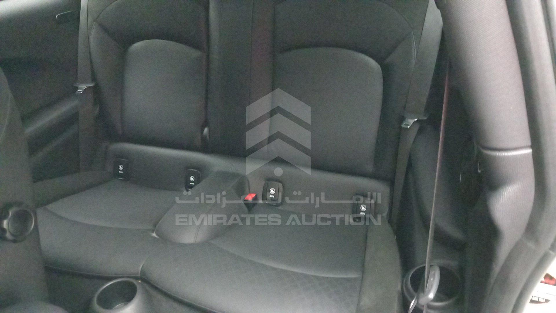 2023 MINI COOPER S VIN: WMW53DH0XP2S73659