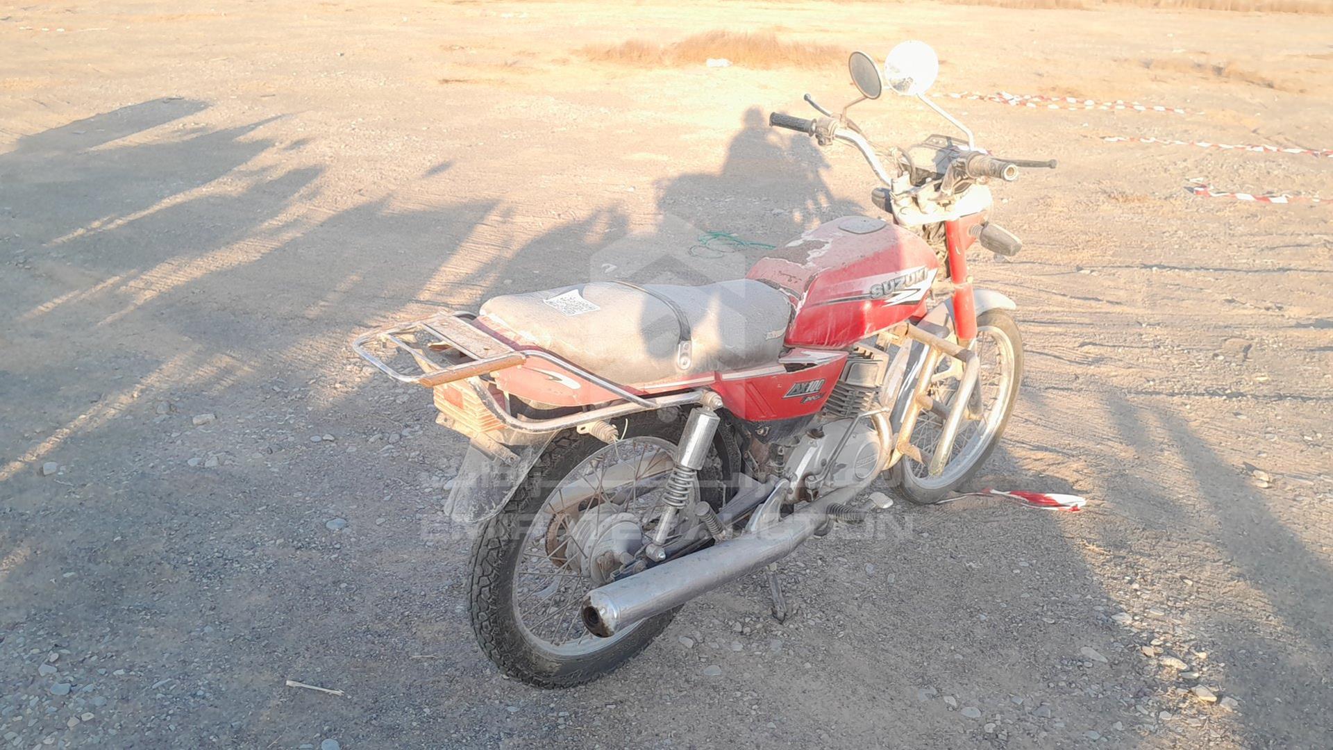 2007 SUZUKI MOTORBIKE VIN: LC6PAGA1070849692