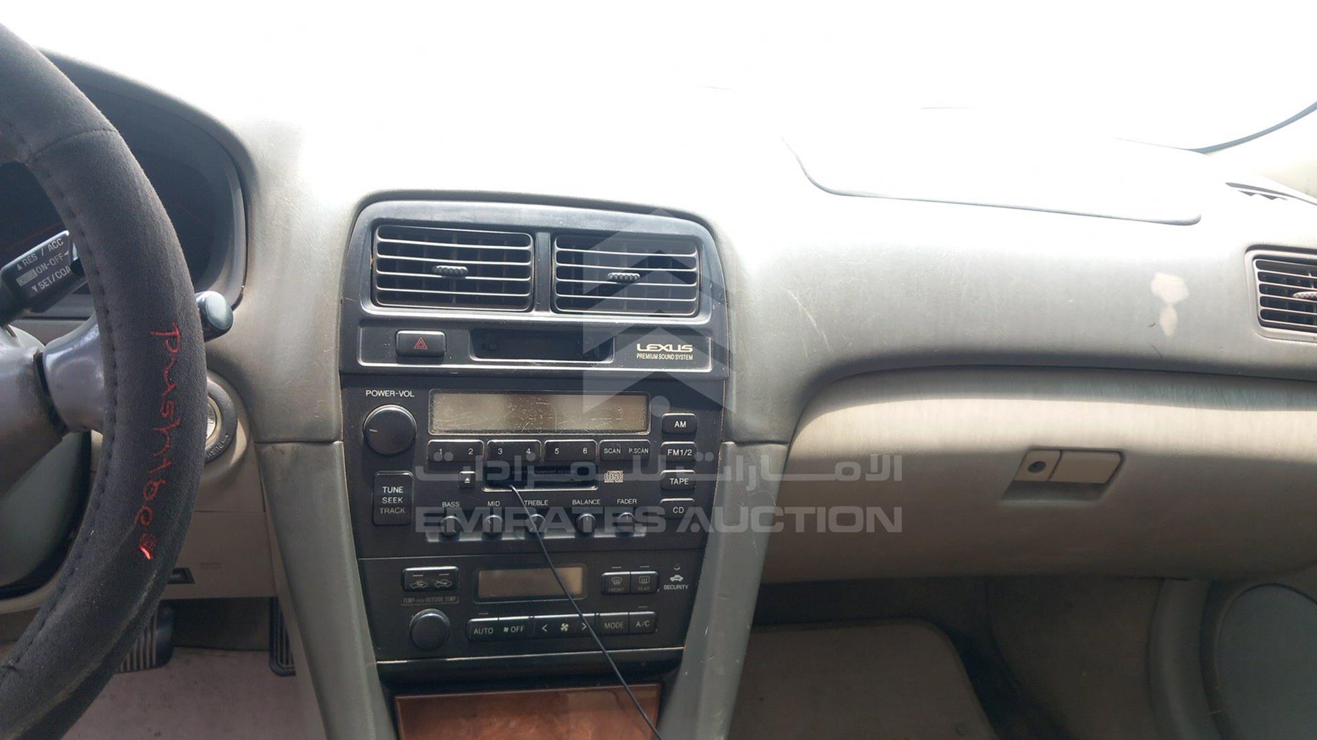 1997 LEXUS ES 300 VIN: JT8BF22G7V0028557