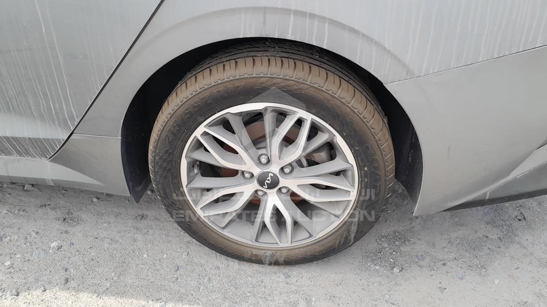 2022 Kia K5 — Rear Left Tyre — Photo 30