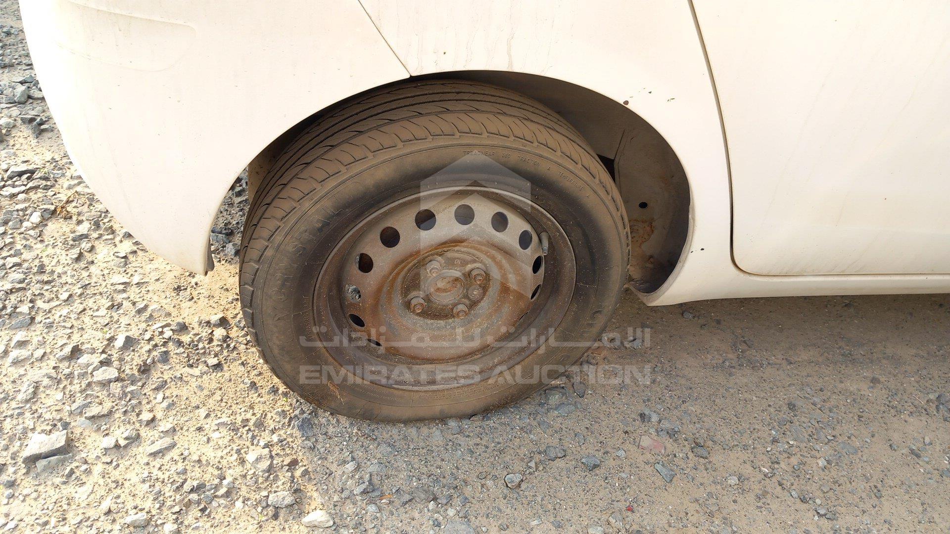 JTDKW923195121445 - 2009 Toyota Yaris - #427294