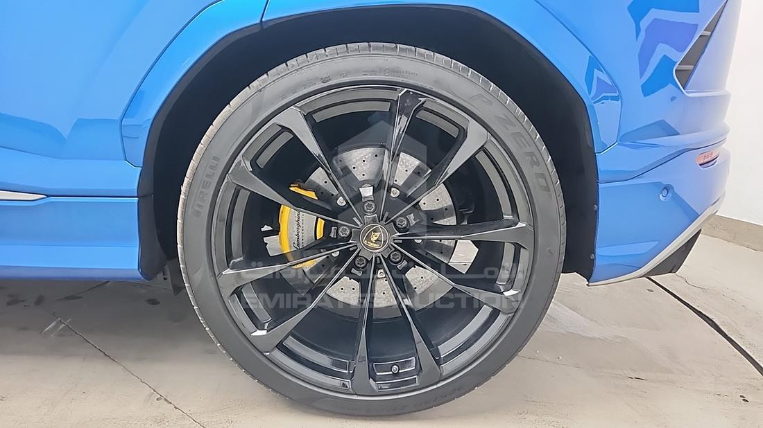 2021 Lamborghini Urus — Rear Left Tyre — Photo 38