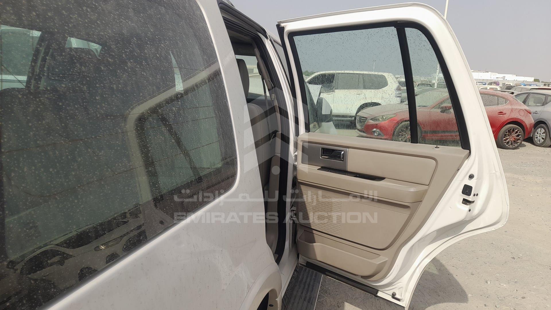 2014 FORD EXPEDITION VIN: 1FMJU2A55EEF47298