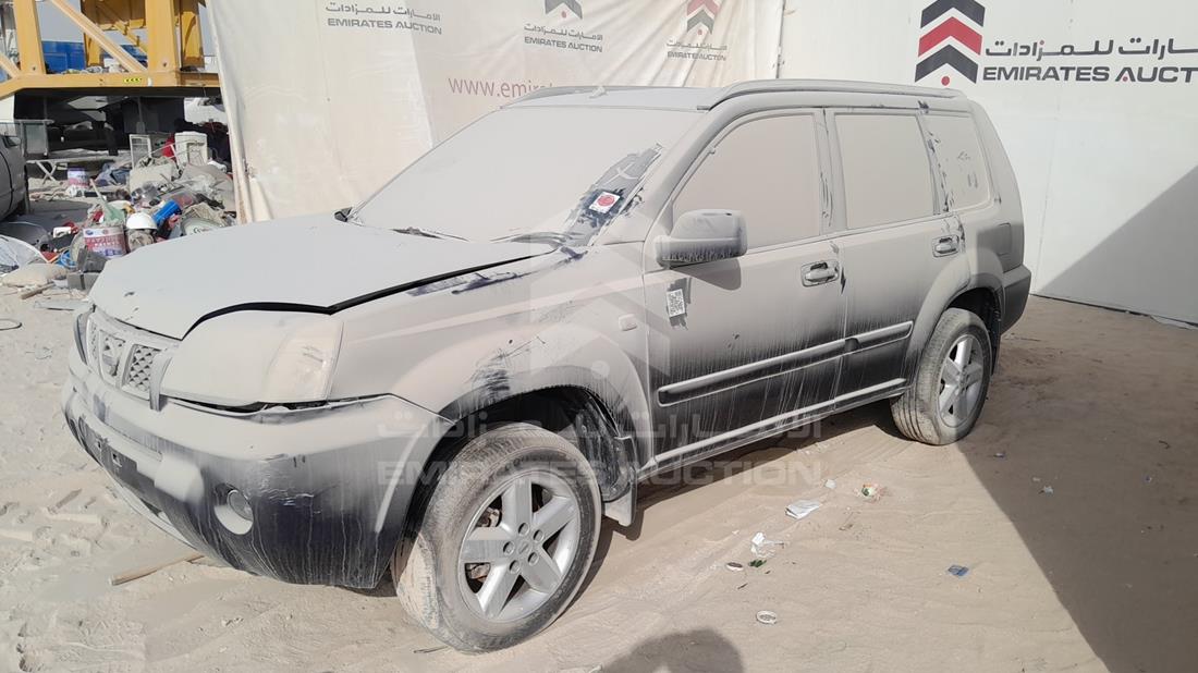 2007 Nissan X-Trail — Front Left Angle — Photo 5