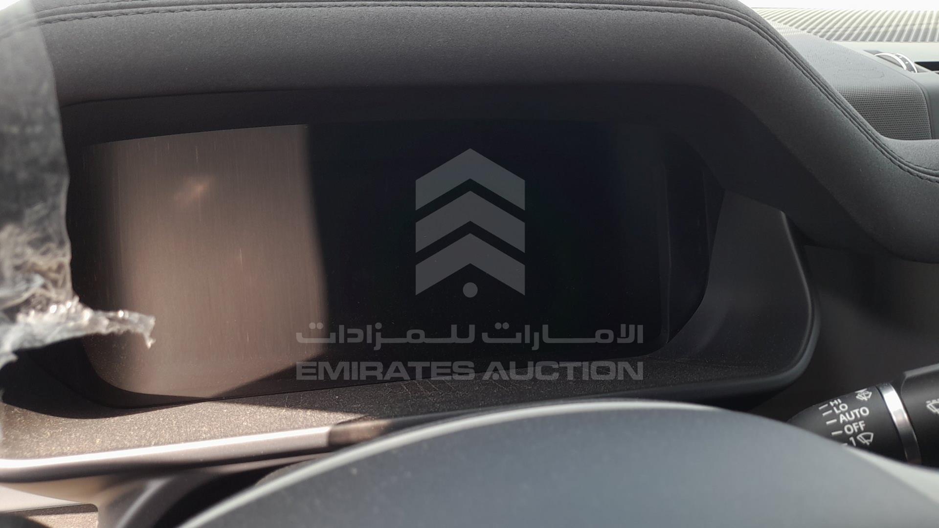 2023 LAND ROVER DEFENDER VIN: SALEA8BU0P2178015